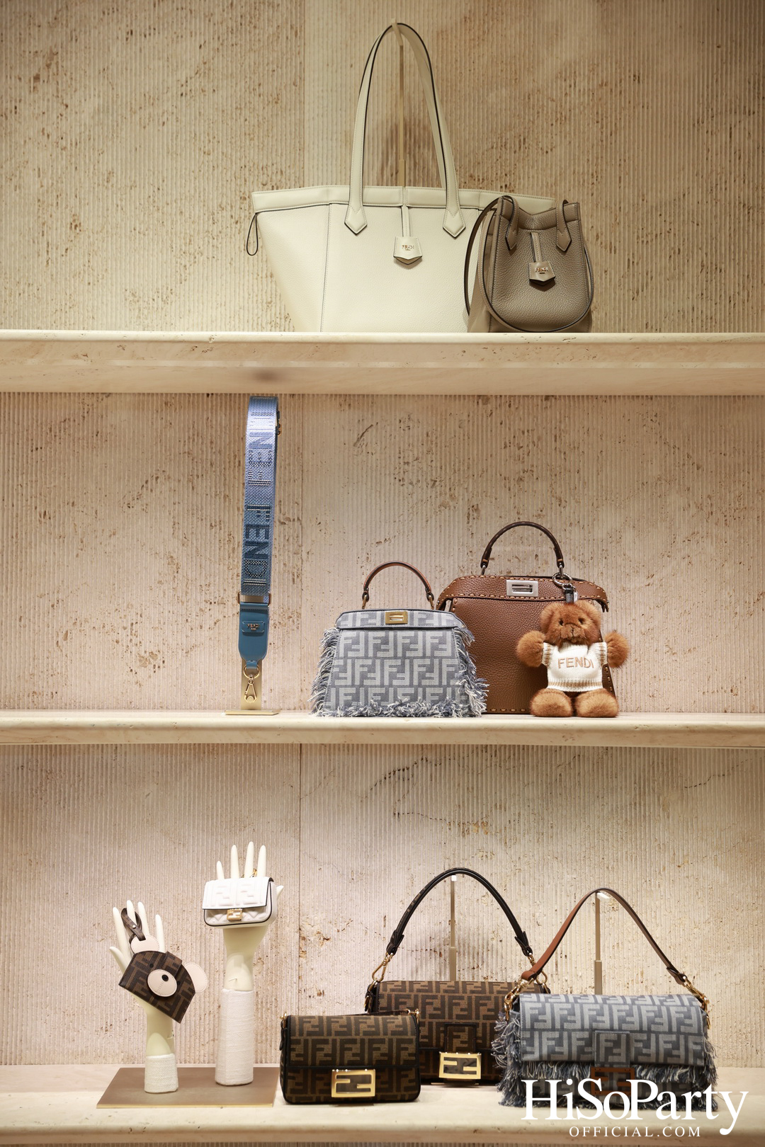 FENDI เปิดบูติกแห่งใหม่ ณ ICONSIAM พร้อมจัดงานค็อกเทลปาร์ตี้สุดเอ็กซ์คลูซีฟ เปิดตัวคอลเลกชัน Fall/Winter 2025-26 ครั้งแรกในไทย