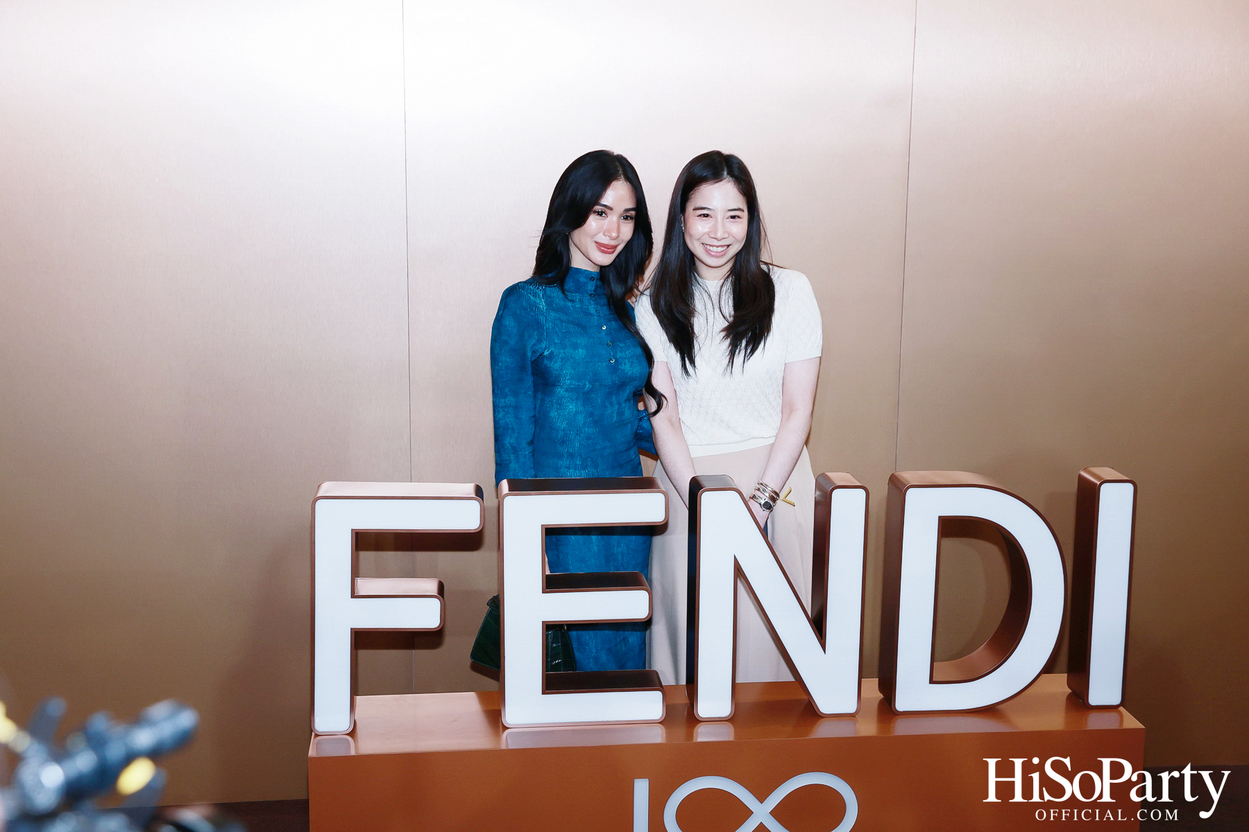 FENDI เปิดบูติกแห่งใหม่ ณ ICONSIAM พร้อมจัดงานค็อกเทลปาร์ตี้สุดเอ็กซ์คลูซีฟ เปิดตัวคอลเลกชัน Fall/Winter 2025-26 ครั้งแรกในไทย