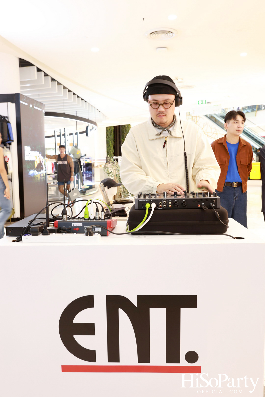 Element72 เปิดตัว 'ENT.' คอนเซ็ปต์สโตร์มัลติแบรนด์ พร้อมไอเทมลิมิเต็ดให้ช้อปก่อนใครที่ The Emporium