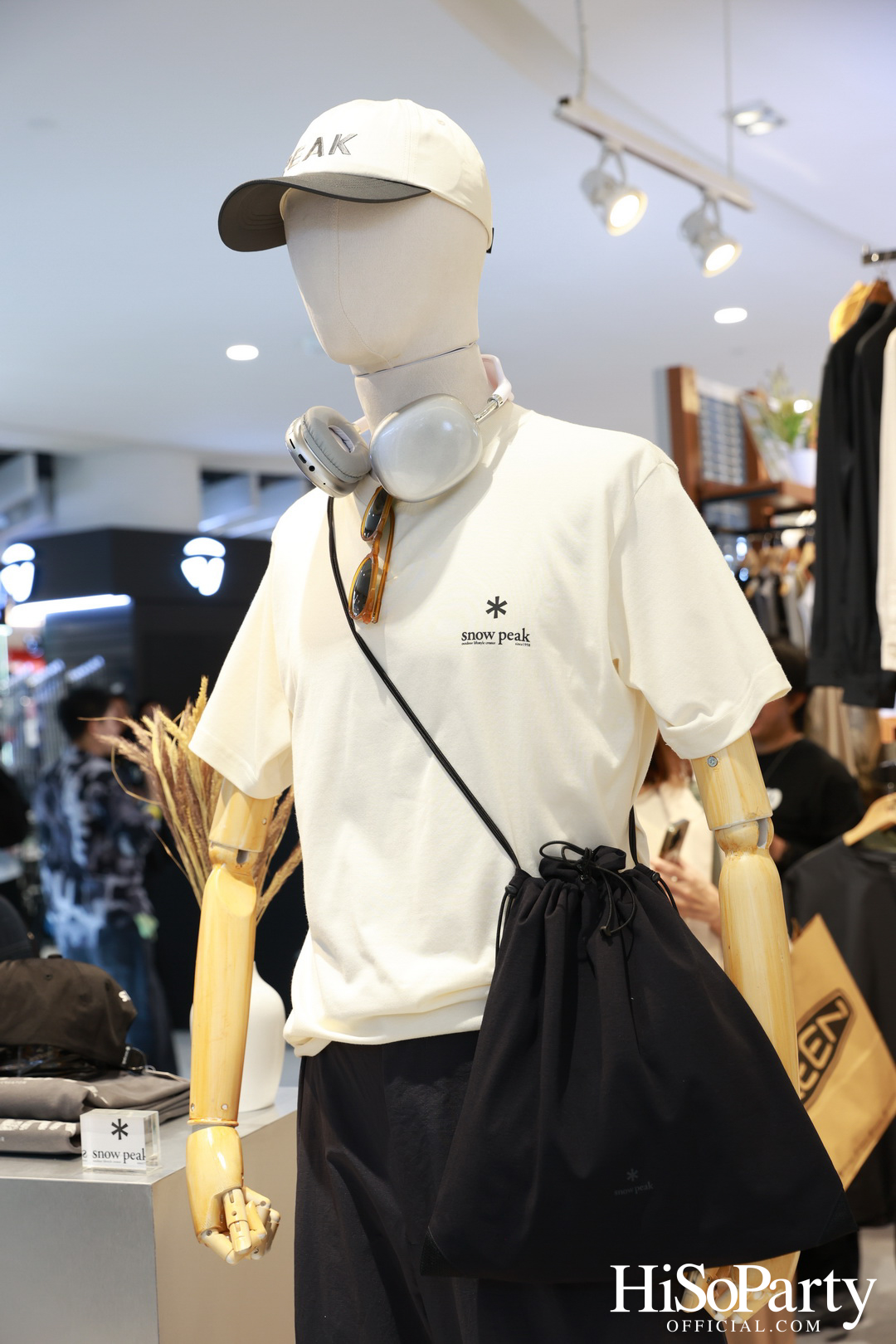 Element72 เปิดตัว 'ENT.' คอนเซ็ปต์สโตร์มัลติแบรนด์ พร้อมไอเทมลิมิเต็ดให้ช้อปก่อนใครที่ The Emporium