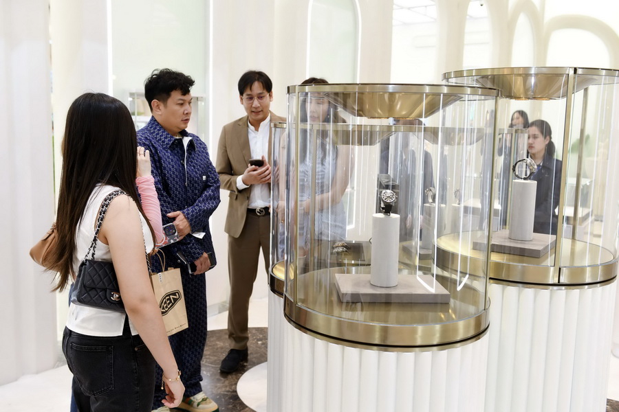 คิง เพาเวอร์ จัดกิจกรรมสุดเอ็กซ์คลูซีฟ ร่วมกับ TimeVallée และ IWC Schaffhausen มอบประสบการณ์เหนือระดับให้สมาชิก POWER PASS