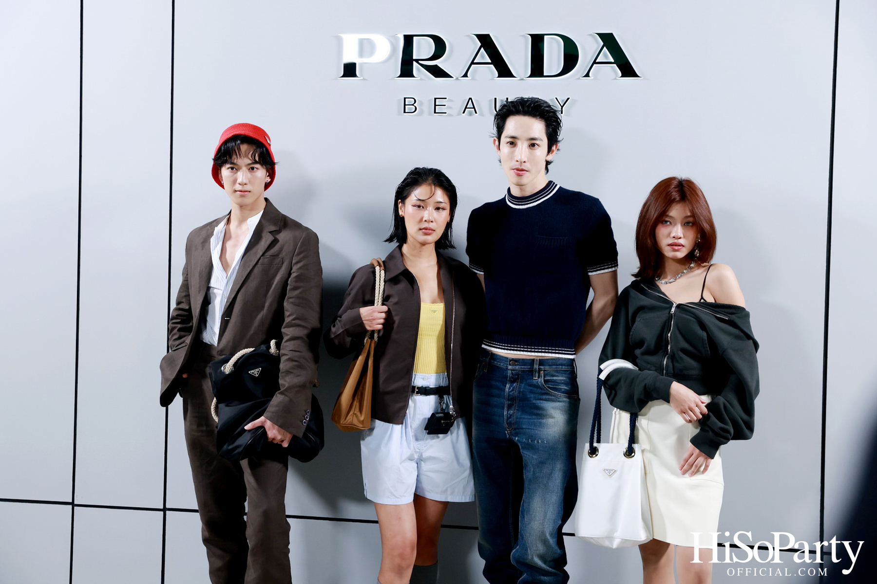 PRADA BEAUTY เปิดตัว Pradascope Mascara และ Reveal Mesh Cushion พร้อมจัดมาสเตอร์คลาสสุดเอ็กซ์คลูซีฟ ณ One Bangkok