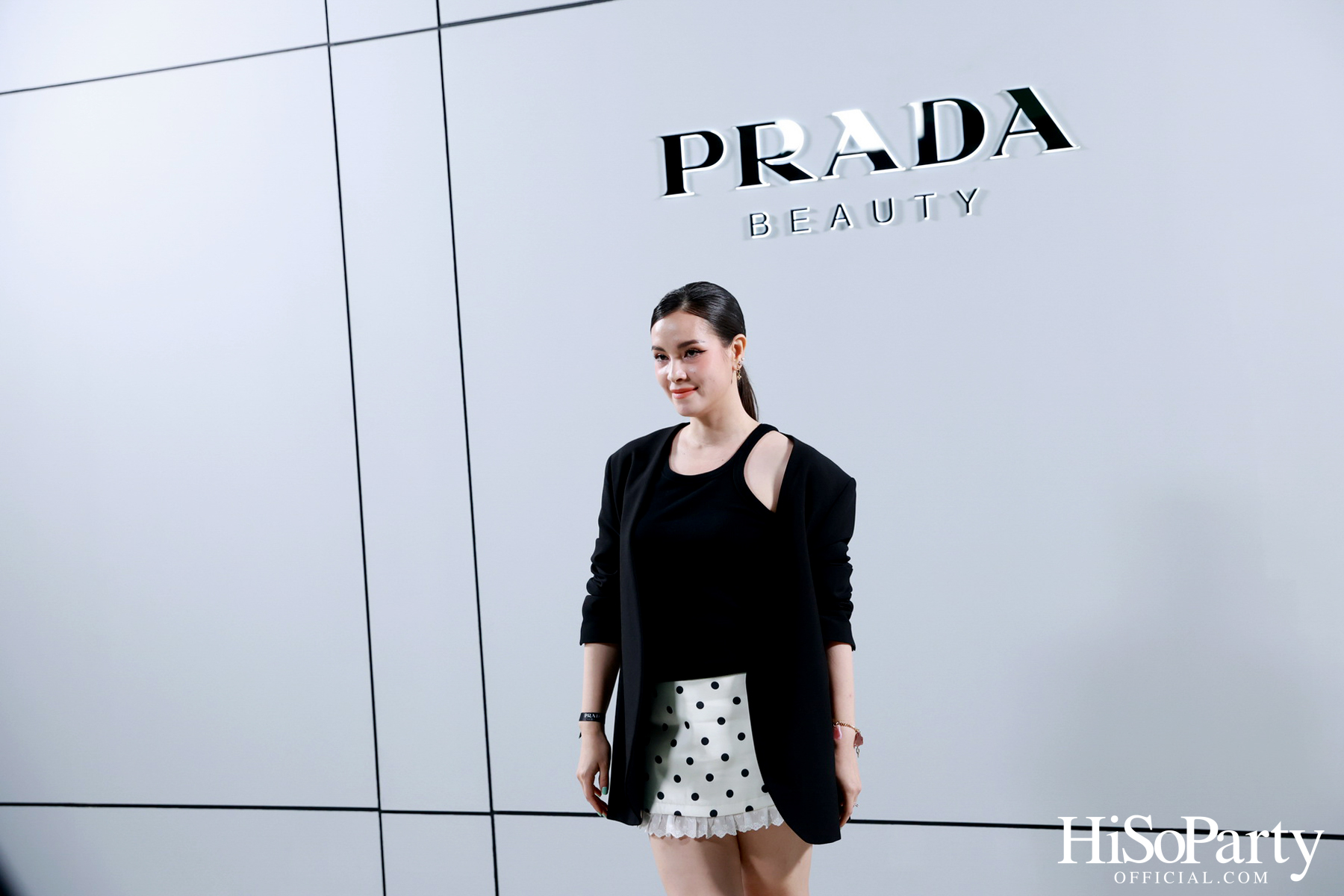PRADA BEAUTY เปิดตัว Pradascope Mascara และ Reveal Mesh Cushion พร้อมจัดมาสเตอร์คลาสสุดเอ็กซ์คลูซีฟ ณ One Bangkok