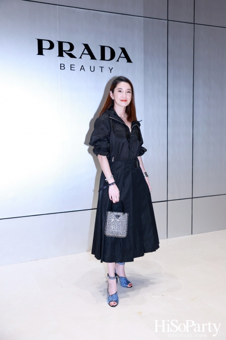 PRADA BEAUTY เปิดตัว Pradascope Mascara และ Reveal Mesh Cushion พร้อมจัดมาสเตอร์คลาสสุดเอ็กซ์คลูซีฟ ณ One Bangkok