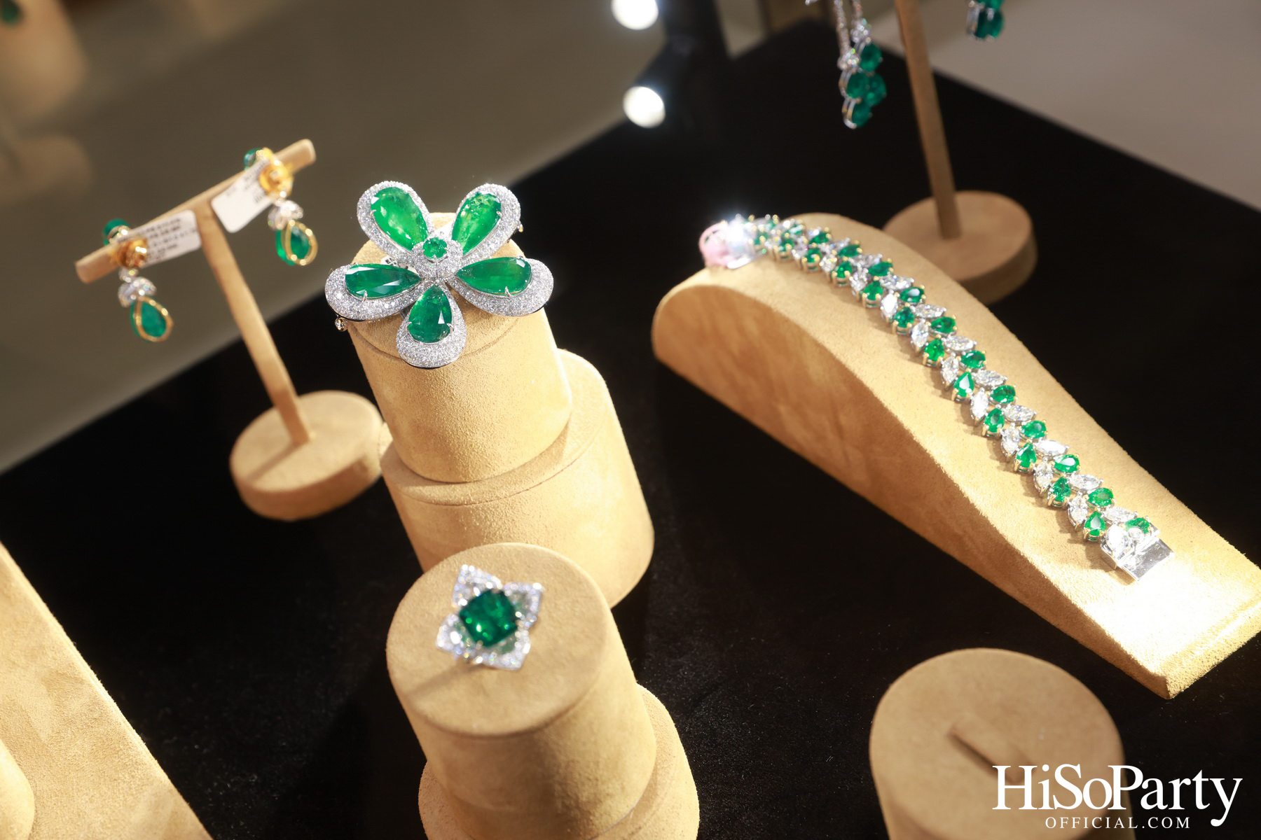 Beauty Gems เปิดตัวคอลเลกชันใหม่ ‘Abeille Magnifique’ สะท้อนความงดงามอันทรงพลังของผึ้ง
