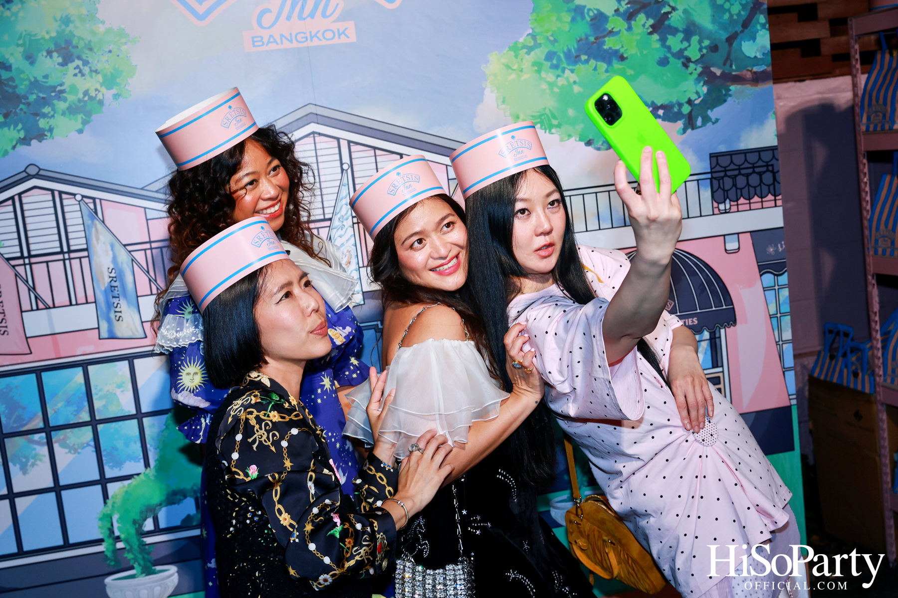 Sretsis Inn, Bangkok จุดหมายใหม่ของนักเดินทางสายแฟชั่น กับแฟลกชิปคอนเซ็ปต์สโตร์ใจกลางกรุงเทพฯ