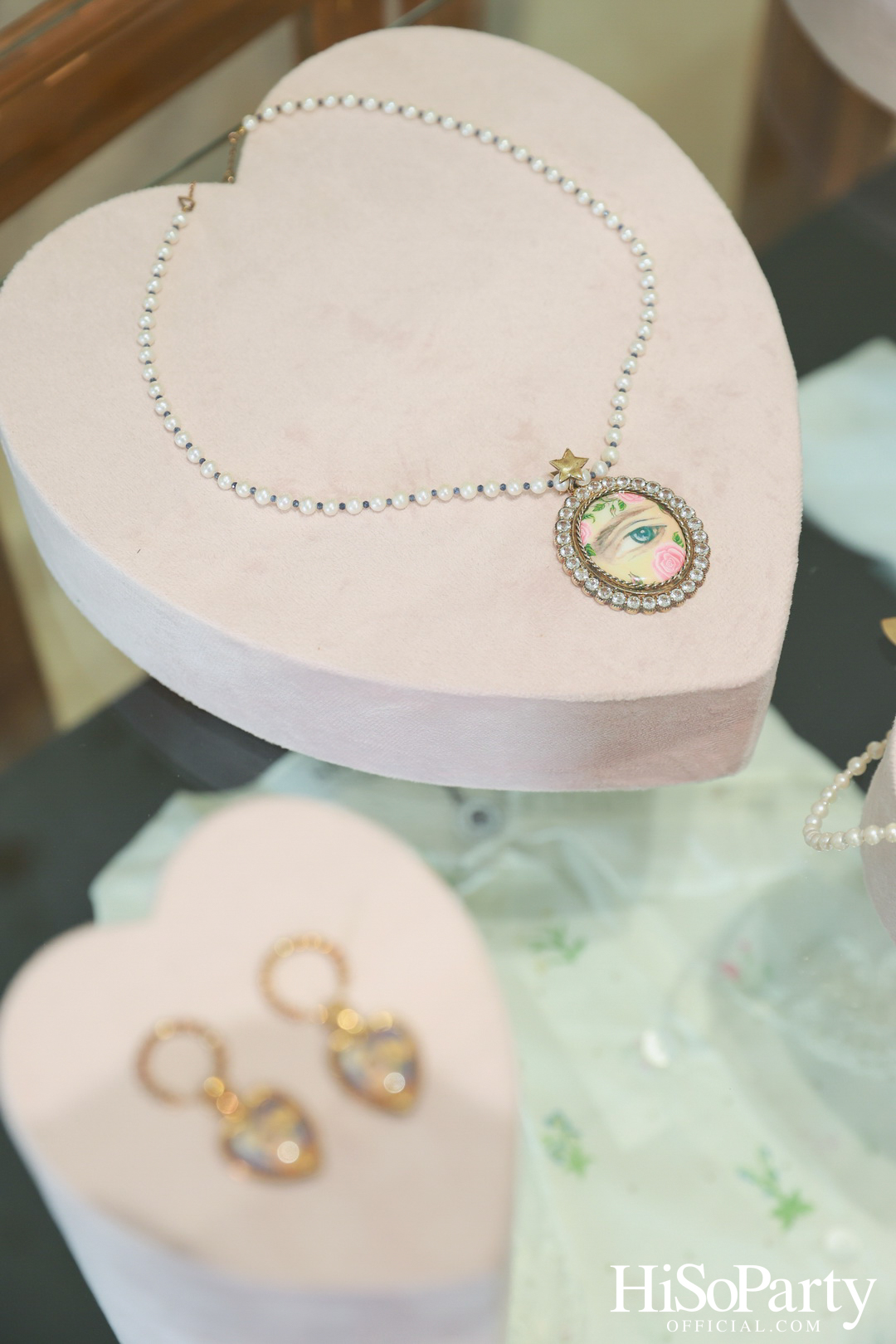 Sretsis Inn, Bangkok จุดหมายใหม่ของนักเดินทางสายแฟชั่น กับแฟลกชิปคอนเซ็ปต์สโตร์ใจกลางกรุงเทพฯ