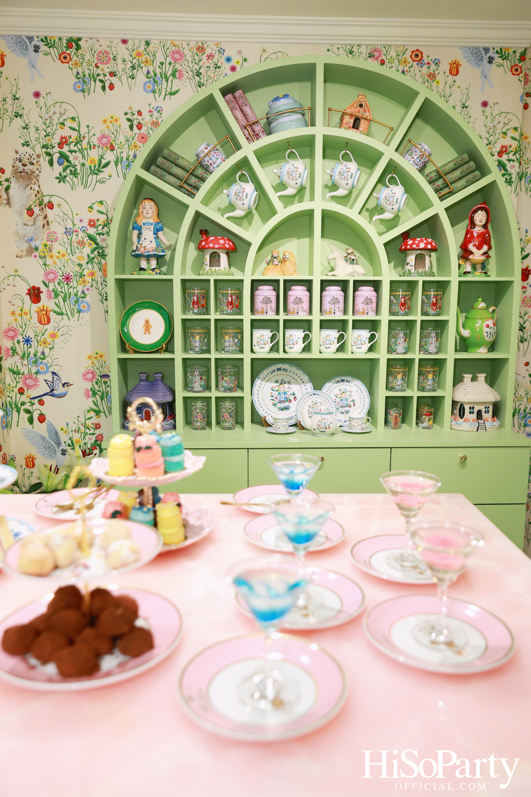 Sretsis Inn, Bangkok จุดหมายใหม่ของนักเดินทางสายแฟชั่น กับแฟลกชิปคอนเซ็ปต์สโตร์ใจกลางกรุงเทพฯ