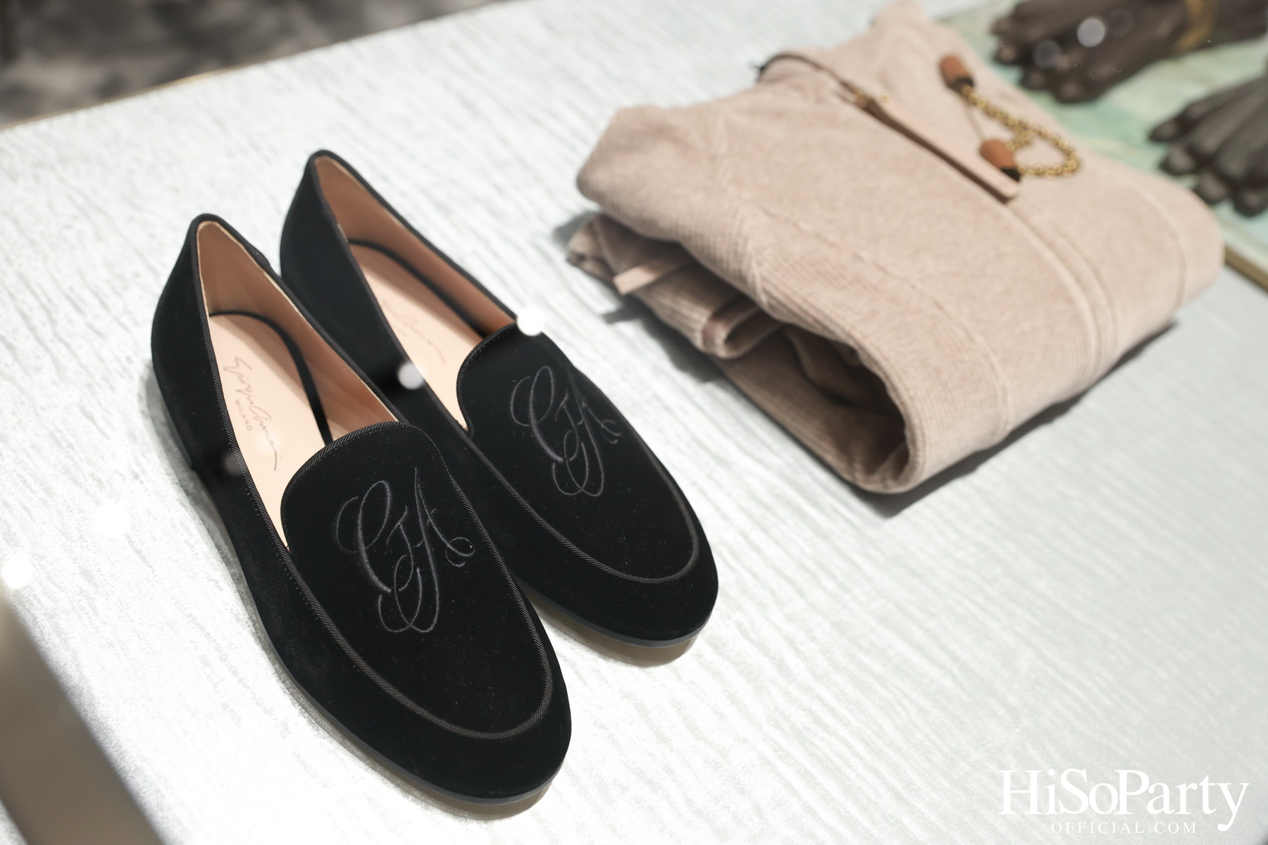 Giorgio Armani เปิดตัวบูติกใหม่ ณ ศูนย์การค้าเอ็มโพเรียม ใจกลางกรุงเทพฯ