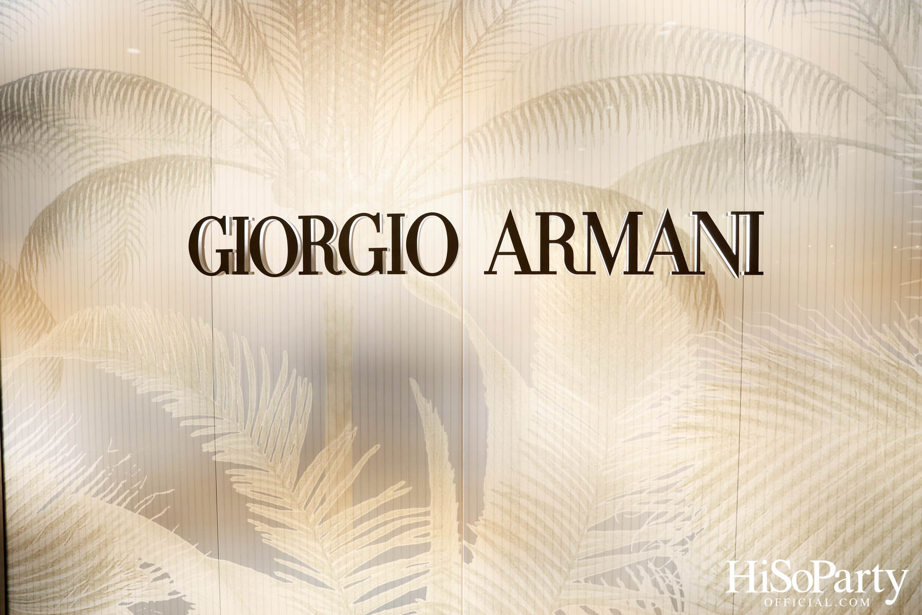 Giorgio Armani เปิดตัวบูติกใหม่ ณ ศูนย์การค้าเอ็มโพเรียม ใจกลางกรุงเทพฯ
