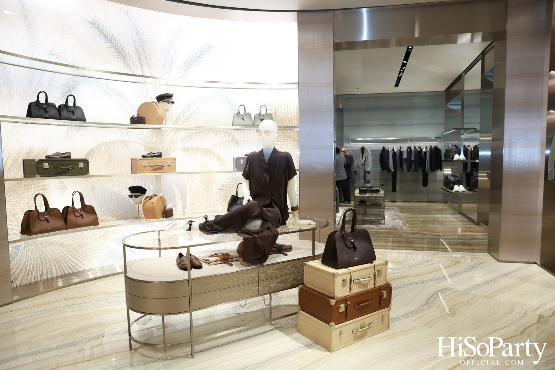 Giorgio Armani เปิดตัวบูติกใหม่ ณ ศูนย์การค้าเอ็มโพเรียม ใจกลางกรุงเทพฯ