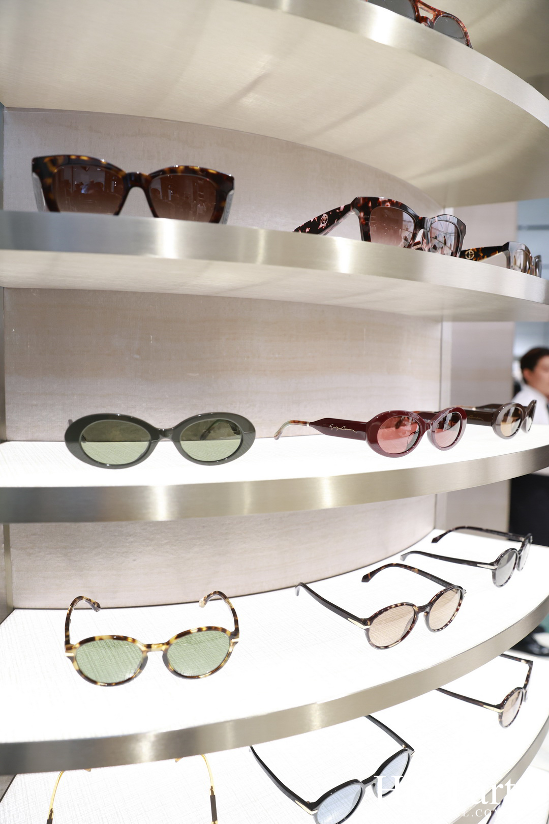 Giorgio Armani เปิดตัวบูติกใหม่ ณ ศูนย์การค้าเอ็มโพเรียม ใจกลางกรุงเทพฯ