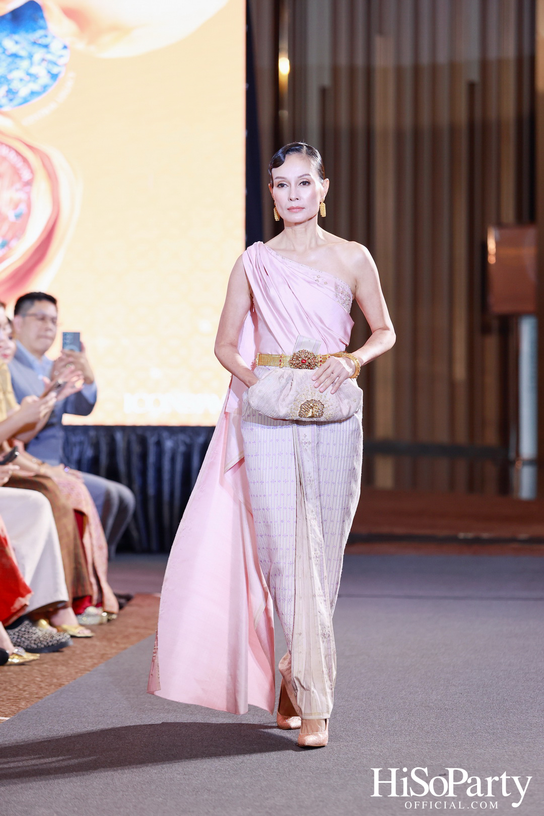 SIRIVANNAVARI ร่วมกับ ICONCRAFT เปิดตัวคอลเลกชันกระเป๋าผ้าไทย ‘S’CRAFT: Craftsmanship 2025