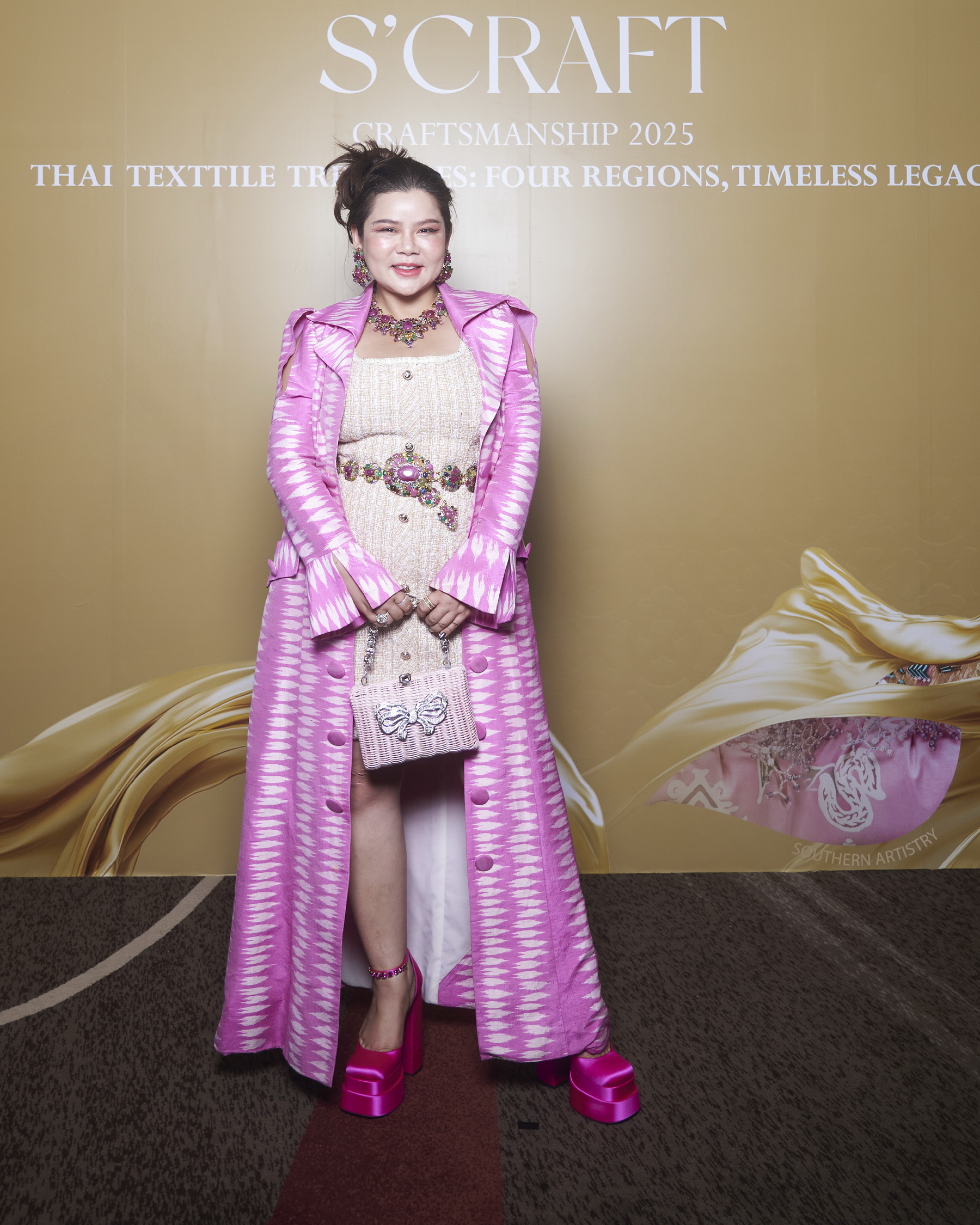 SIRIVANNAVARI ร่วมกับ ICONCRAFT เปิดตัวคอลเลกชันกระเป๋าผ้าไทย ‘S’CRAFT: Craftsmanship 2025