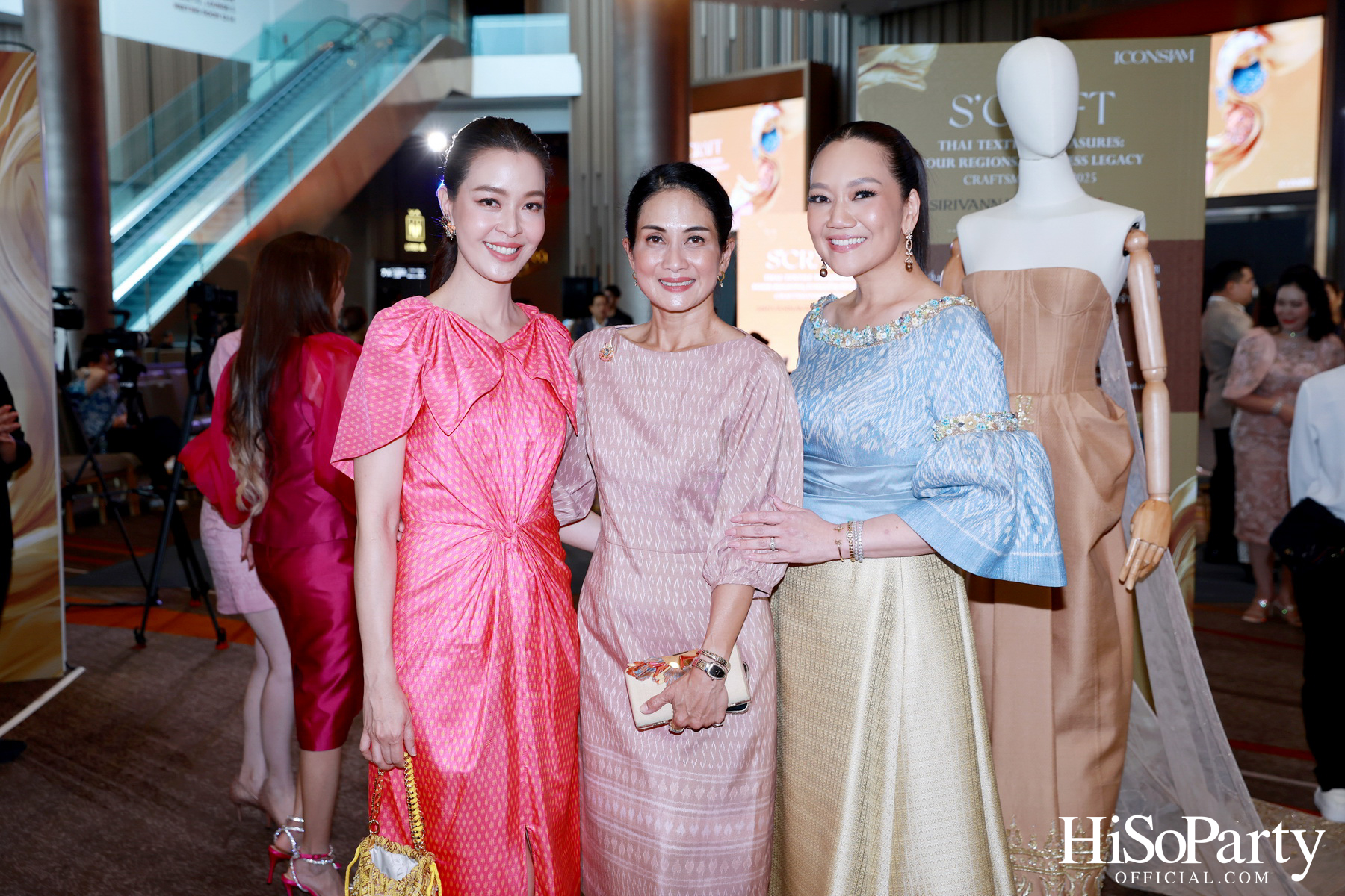 SIRIVANNAVARI ร่วมกับ ICONCRAFT เปิดตัวคอลเลกชันกระเป๋าผ้าไทย ‘S’CRAFT: Craftsmanship 2025