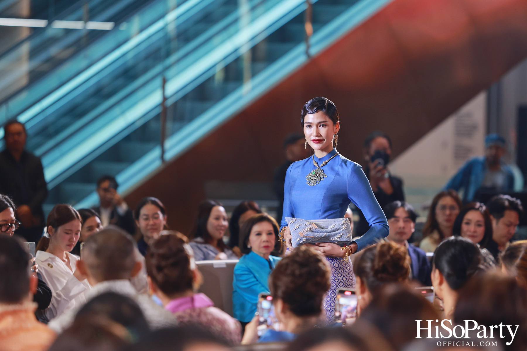 SIRIVANNAVARI ร่วมกับ ICONCRAFT เปิดตัวคอลเลกชันกระเป๋าผ้าไทย ‘S’CRAFT: Craftsmanship 2025