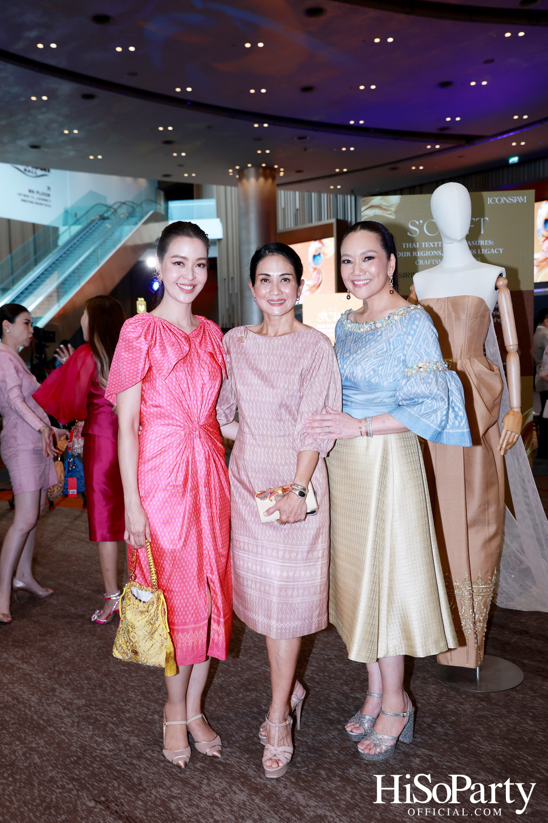 SIRIVANNAVARI ร่วมกับ ICONCRAFT เปิดตัวคอลเลกชันกระเป๋าผ้าไทย ‘S’CRAFT: Craftsmanship 2025