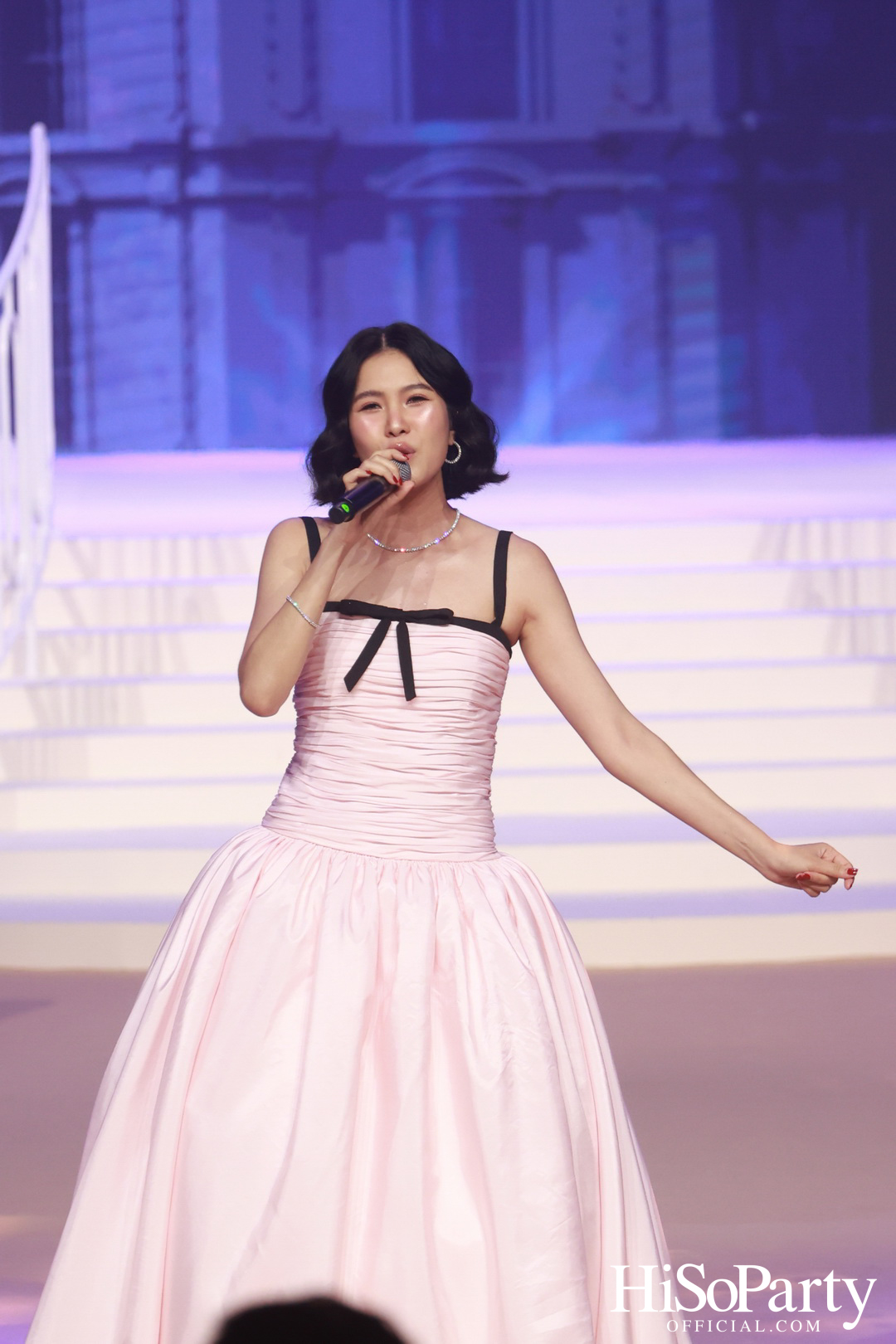 EM DISTRICT เนรมิตค่ำคืนสุดสง่างาม ‘LA BELLE et LE BEAU 2025’ เปิดตัว 15 หนุ่มสาว GEN Z ที่มากด้วยความสามารถ และแพชชั่น