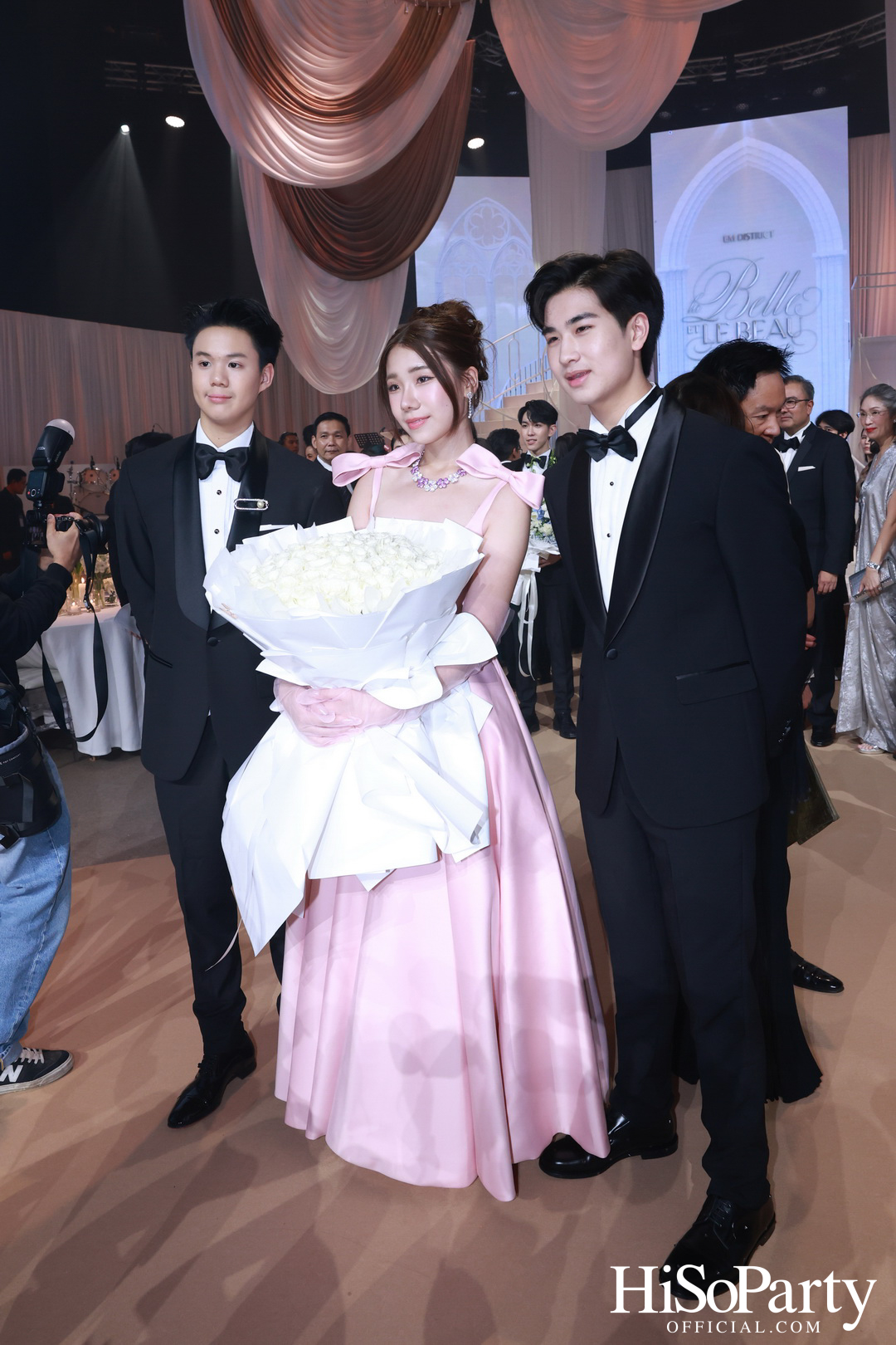 EM DISTRICT เนรมิตค่ำคืนสุดสง่างาม ‘LA BELLE et LE BEAU 2025’ เปิดตัว 15 หนุ่มสาว GEN Z ที่มากด้วยความสามารถ และแพชชั่น