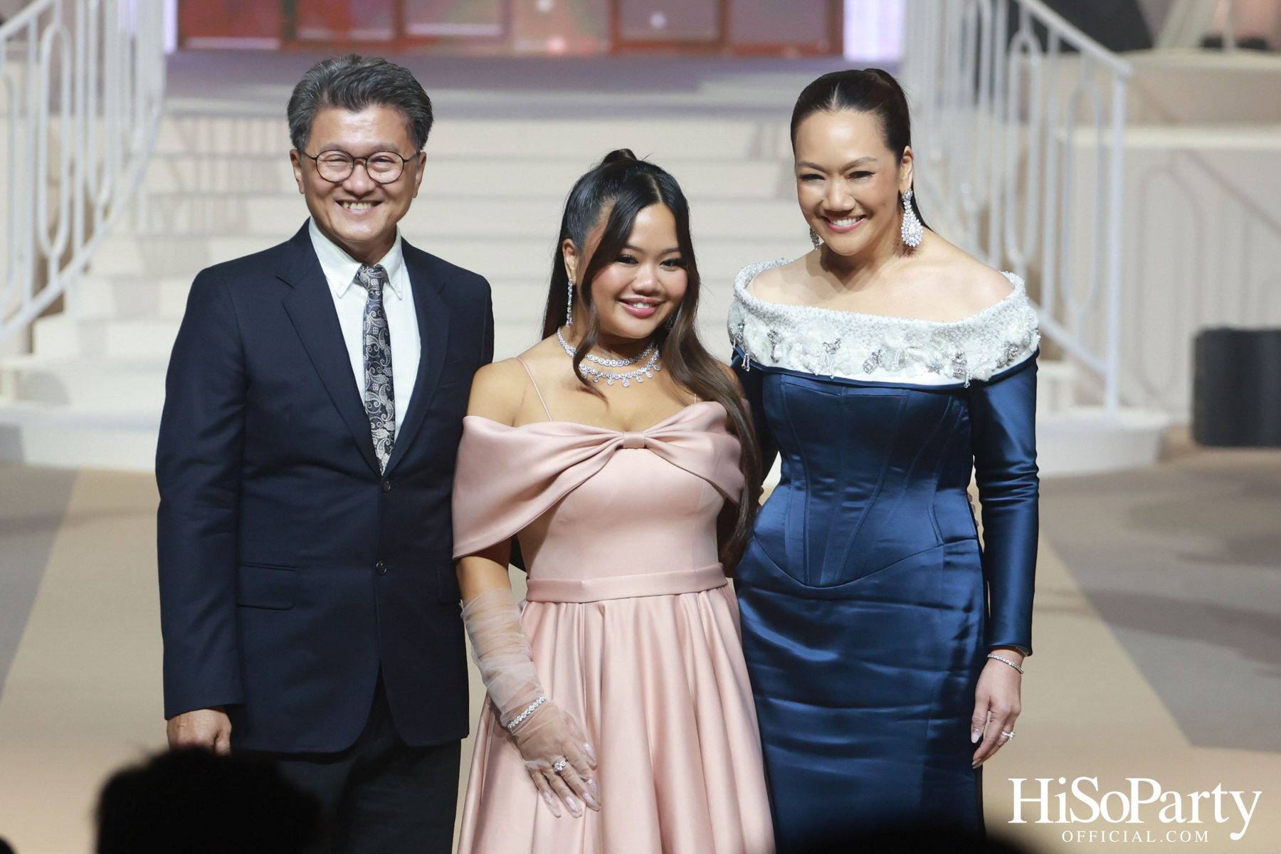 EM DISTRICT เนรมิตค่ำคืนสุดสง่างาม ‘LA BELLE et LE BEAU 2025’ เปิดตัว 15 หนุ่มสาว GEN Z ที่มากด้วยความสามารถ และแพชชั่น