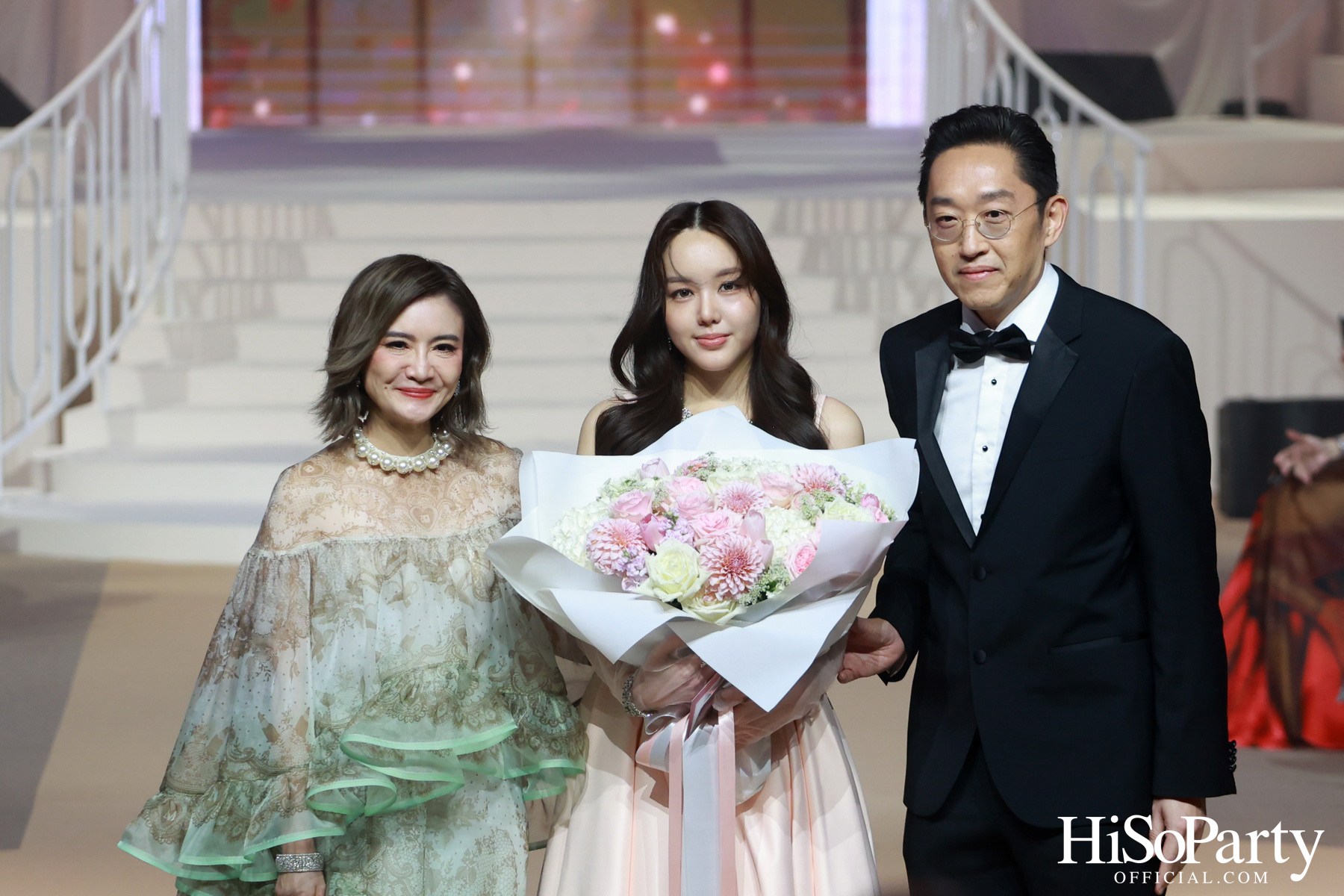 EM DISTRICT เนรมิตค่ำคืนสุดสง่างาม ‘LA BELLE et LE BEAU 2025’ เปิดตัว 15 หนุ่มสาว GEN Z ที่มากด้วยความสามารถ และแพชชั่น