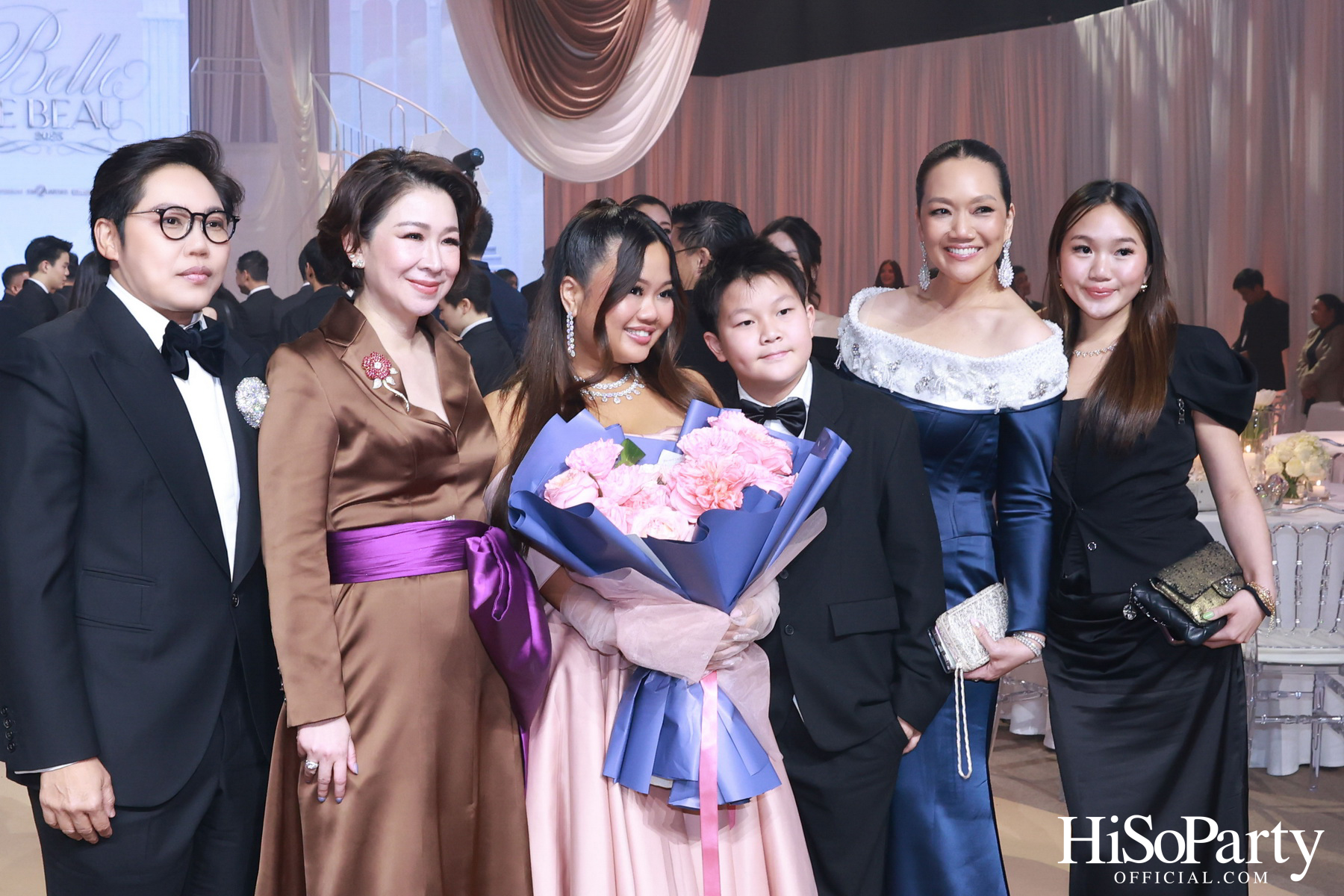 EM DISTRICT เนรมิตค่ำคืนสุดสง่างาม ‘LA BELLE et LE BEAU 2025’ เปิดตัว 15 หนุ่มสาว GEN Z ที่มากด้วยความสามารถ และแพชชั่น