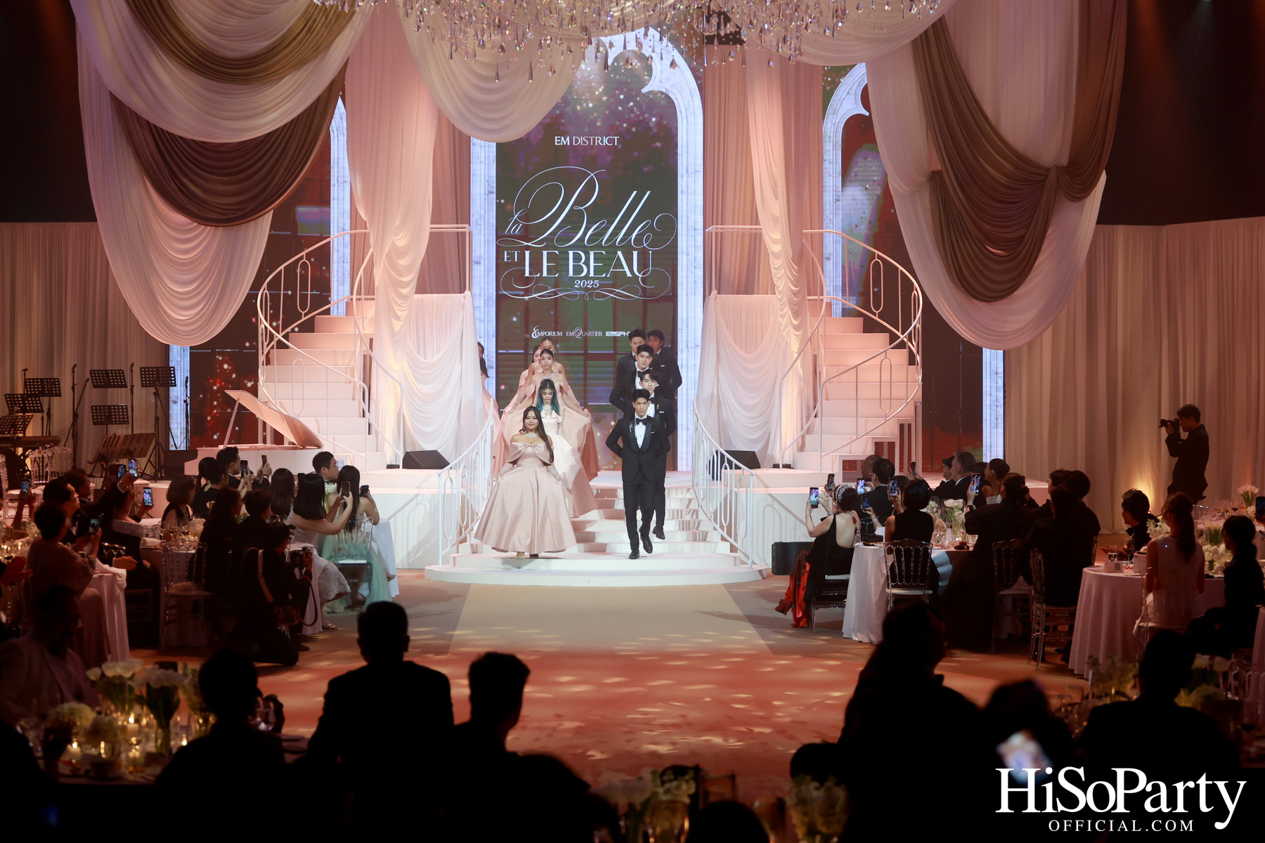 EM DISTRICT เนรมิตค่ำคืนสุดสง่างาม ‘LA BELLE et LE BEAU 2025’ เปิดตัว 15 หนุ่มสาว GEN Z ที่มากด้วยความสามารถ และแพชชั่น