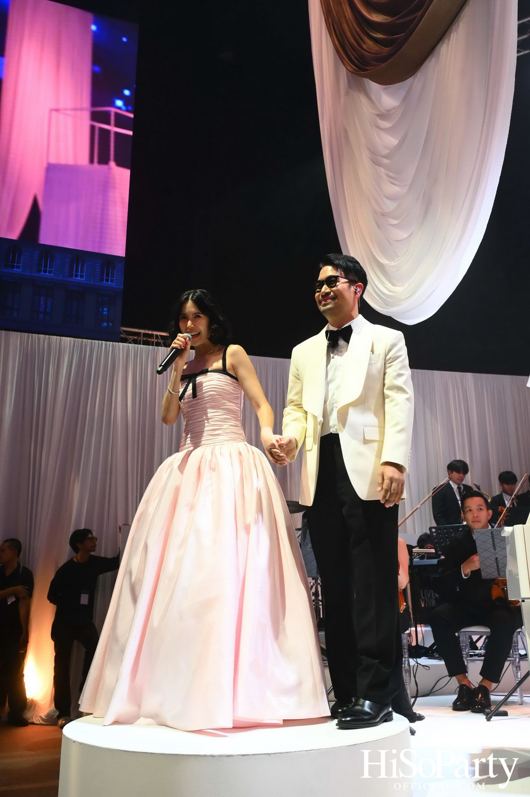 EM DISTRICT เนรมิตค่ำคืนสุดสง่างาม ‘LA BELLE et LE BEAU 2025’ เปิดตัว 15 หนุ่มสาว GEN Z ที่มากด้วยความสามารถ และแพชชั่น