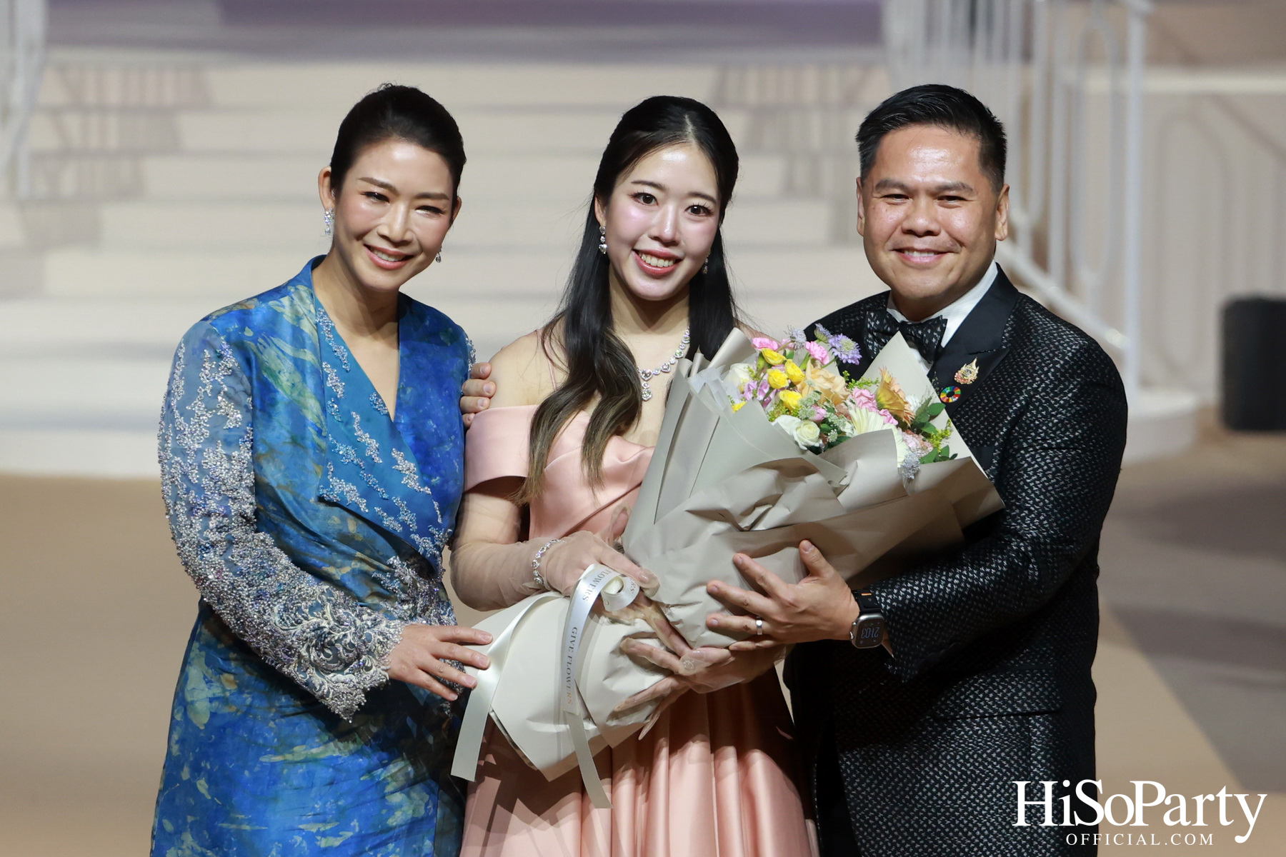 EM DISTRICT เนรมิตค่ำคืนสุดสง่างาม ‘LA BELLE et LE BEAU 2025’ เปิดตัว 15 หนุ่มสาว GEN Z ที่มากด้วยความสามารถ และแพชชั่น