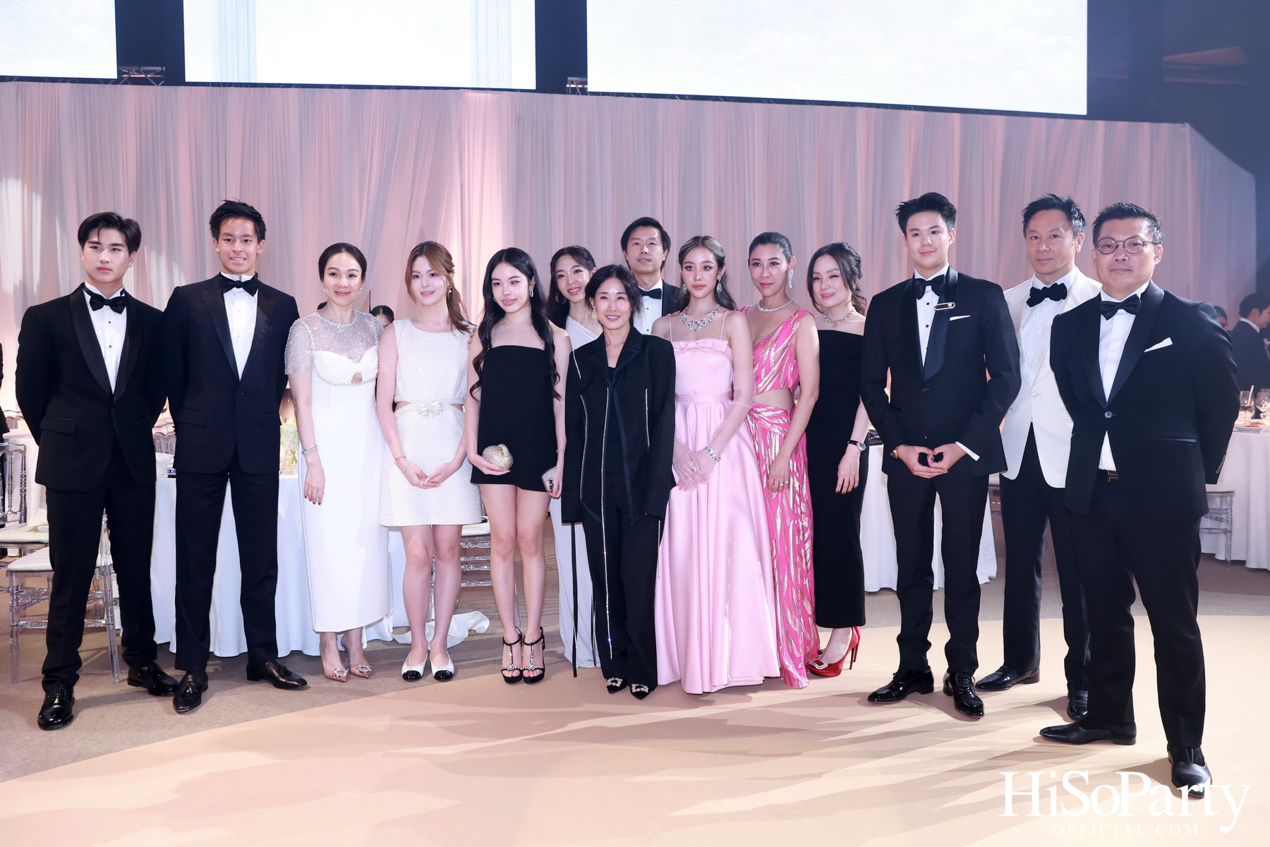 EM DISTRICT เนรมิตค่ำคืนสุดสง่างาม ‘LA BELLE et LE BEAU 2025’ เปิดตัว 15 หนุ่มสาว GEN Z ที่มากด้วยความสามารถ และแพชชั่น