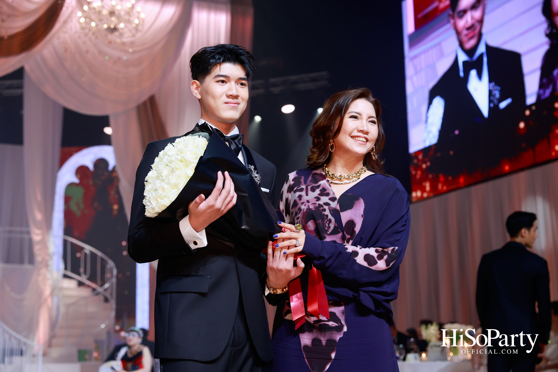 EM DISTRICT เนรมิตค่ำคืนสุดสง่างาม ‘LA BELLE et LE BEAU 2025’ เปิดตัว 15 หนุ่มสาว GEN Z ที่มากด้วยความสามารถ และแพชชั่น