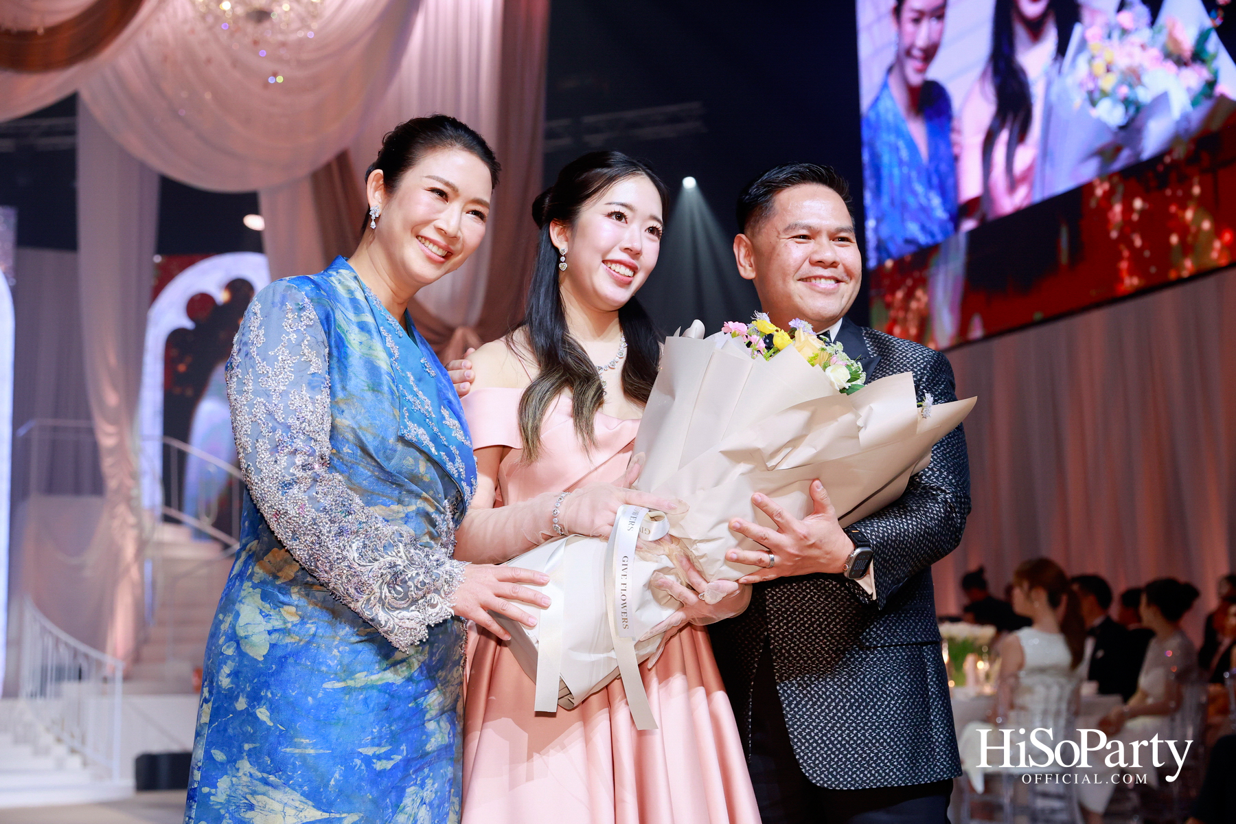 EM DISTRICT เนรมิตค่ำคืนสุดสง่างาม ‘LA BELLE et LE BEAU 2025’ เปิดตัว 15 หนุ่มสาว GEN Z ที่มากด้วยความสามารถ และแพชชั่น