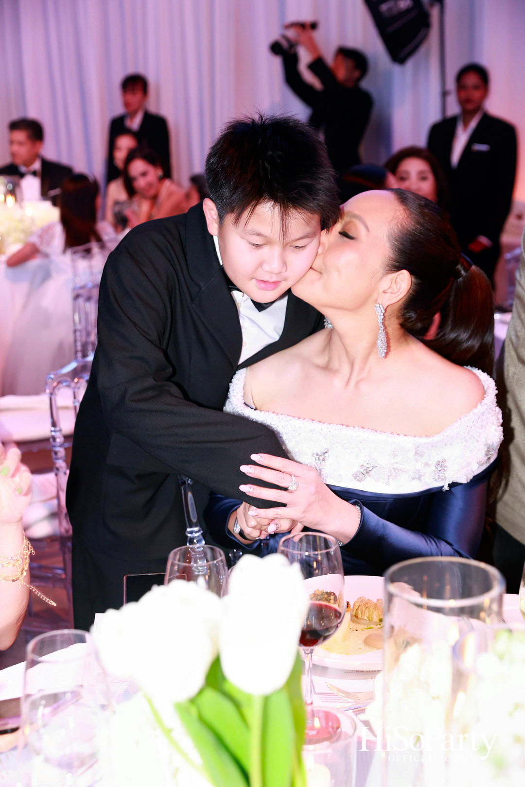 EM DISTRICT เนรมิตค่ำคืนสุดสง่างาม ‘LA BELLE et LE BEAU 2025’ เปิดตัว 15 หนุ่มสาว GEN Z ที่มากด้วยความสามารถ และแพชชั่น