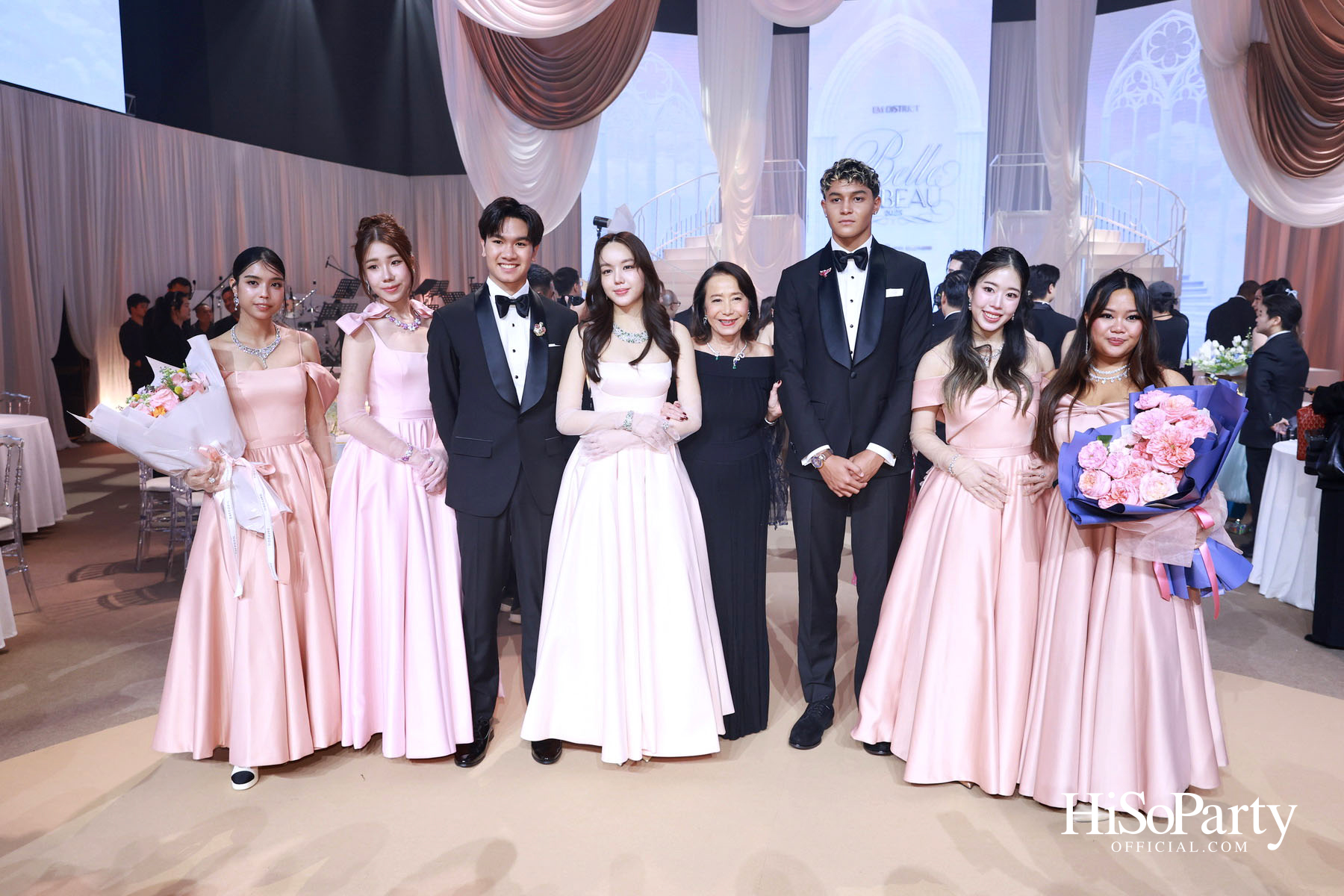 EM DISTRICT เนรมิตค่ำคืนสุดสง่างาม ‘LA BELLE et LE BEAU 2025’ เปิดตัว 15 หนุ่มสาว GEN Z ที่มากด้วยความสามารถ และแพชชั่น