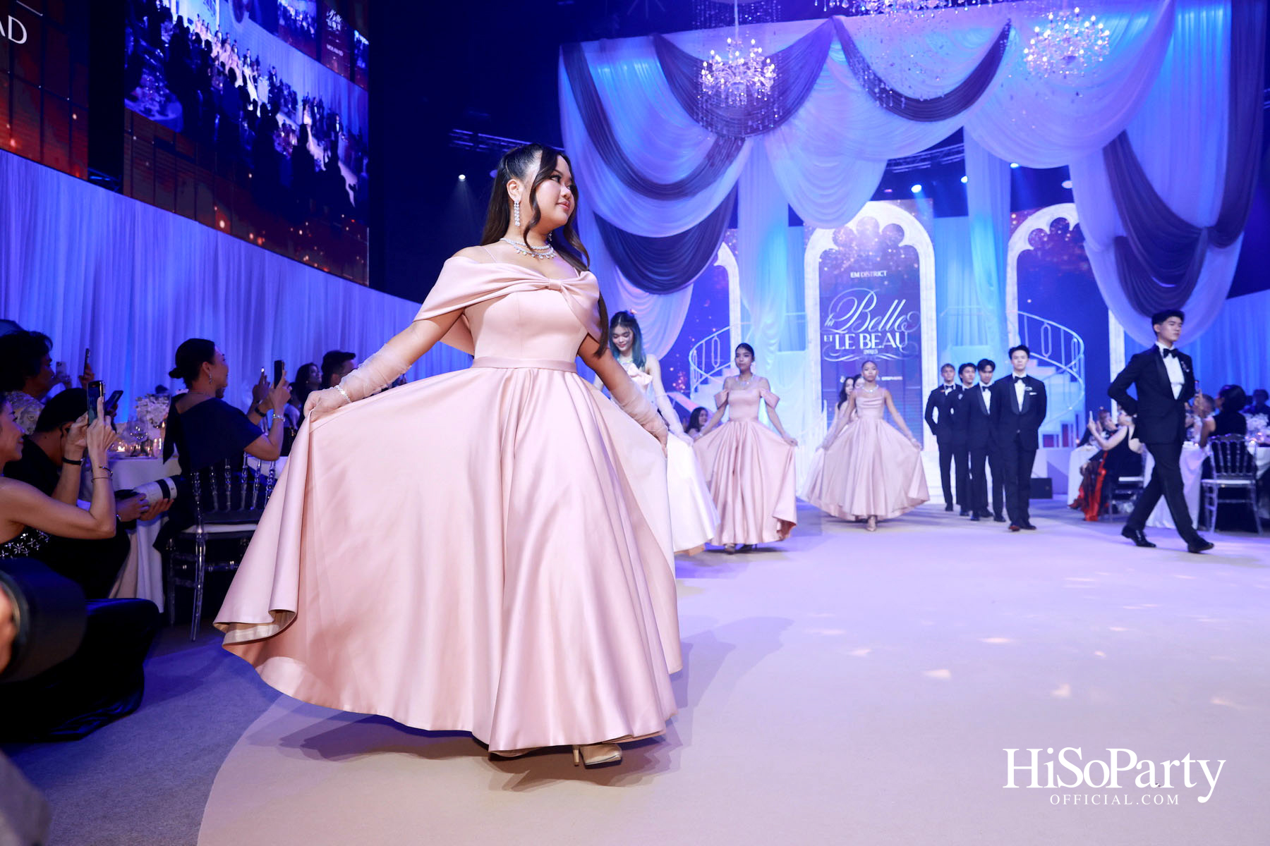 EM DISTRICT เนรมิตค่ำคืนสุดสง่างาม ‘LA BELLE et LE BEAU 2025’ เปิดตัว 15 หนุ่มสาว GEN Z ที่มากด้วยความสามารถ และแพชชั่น
