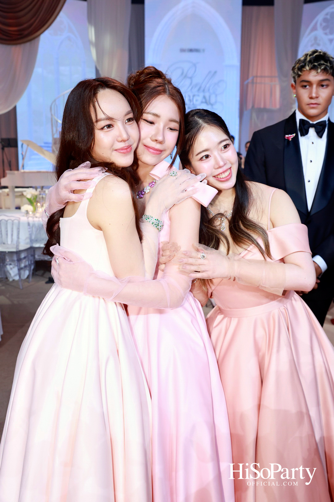 EM DISTRICT เนรมิตค่ำคืนสุดสง่างาม ‘LA BELLE et LE BEAU 2025’ เปิดตัว 15 หนุ่มสาว GEN Z ที่มากด้วยความสามารถ และแพชชั่น