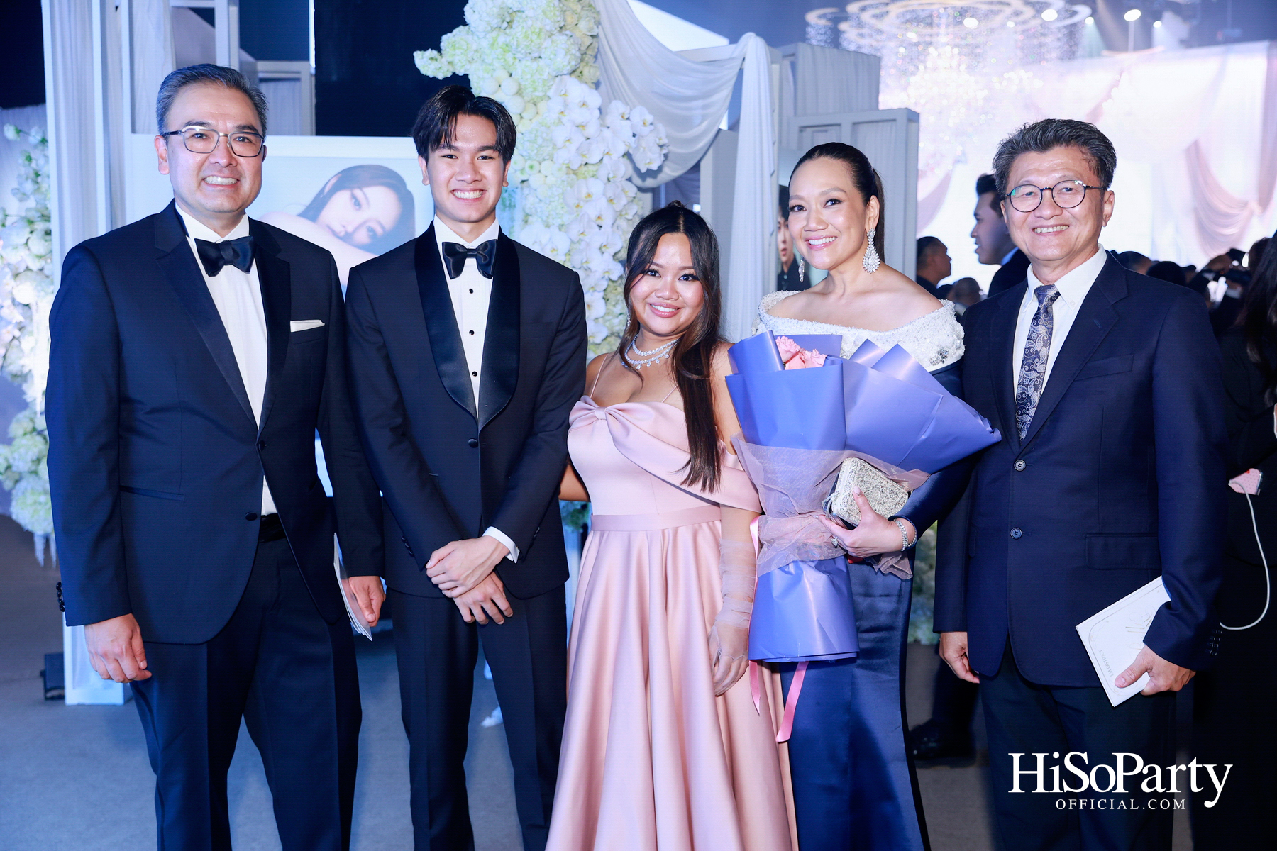 EM DISTRICT เนรมิตค่ำคืนสุดสง่างาม ‘LA BELLE et LE BEAU 2025’ เปิดตัว 15 หนุ่มสาว GEN Z ที่มากด้วยความสามารถ และแพชชั่น