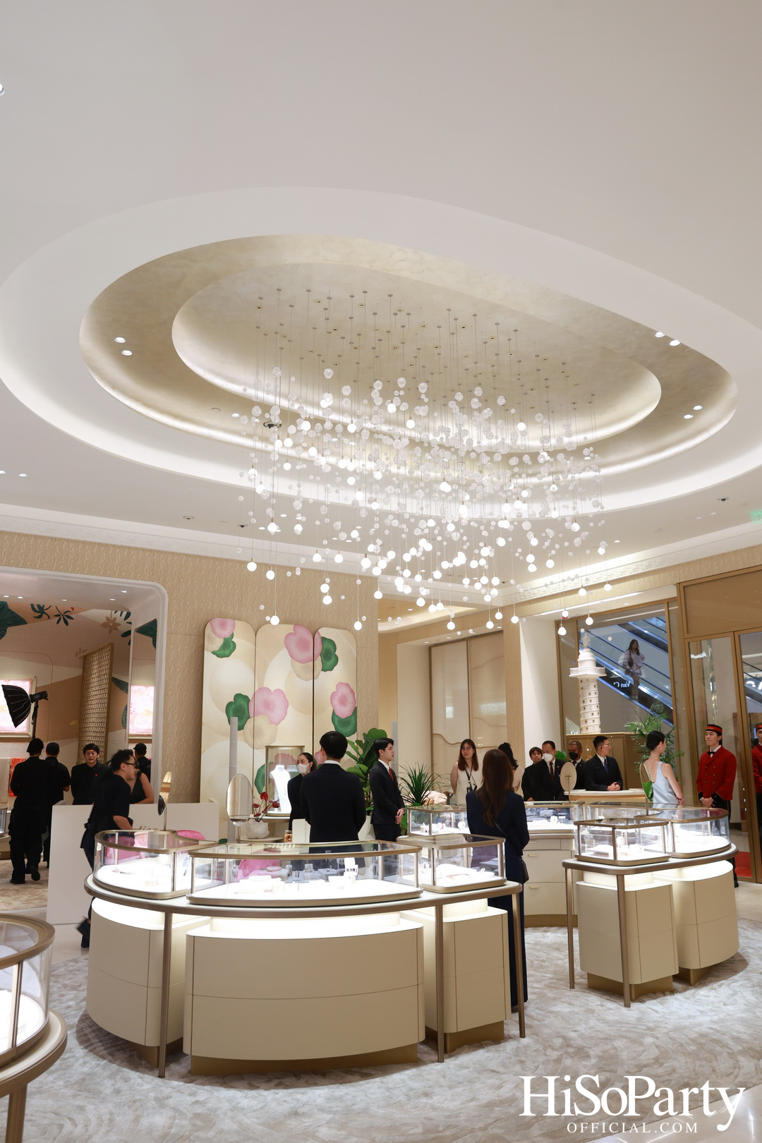 Cartier เปิดตัวบูติคแฟลกชิปแห่งใหม่สุดหรู ณ สยามพารากอน ภายใต้คอนเซปต์ ‘Heavenly Cartier’