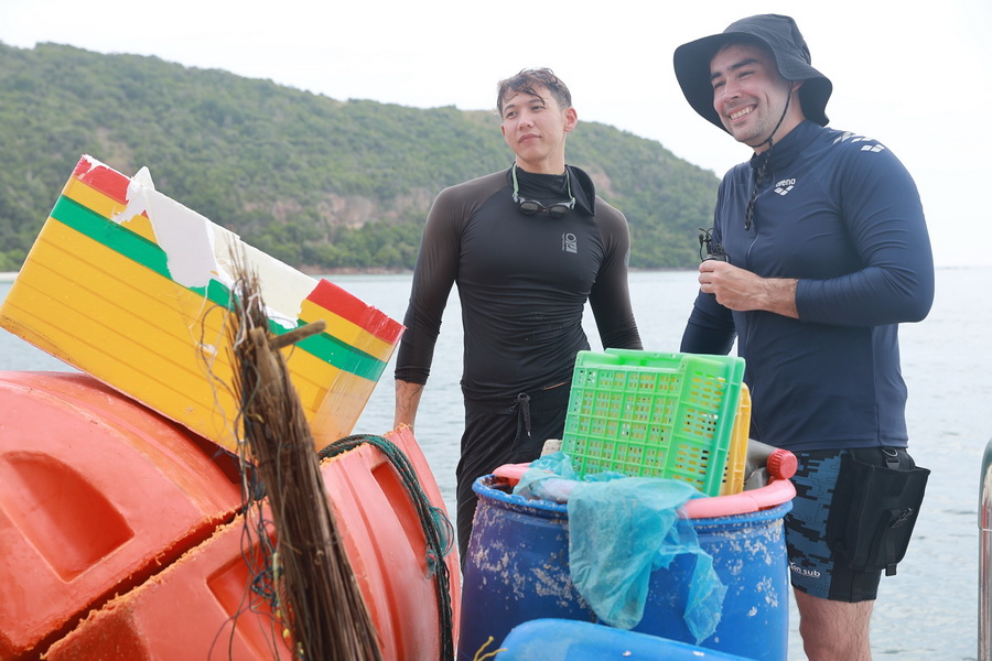 'ทราย สก๊อต' ร่วมภารกิจรักษ์ทะเลกับ 'หลุยส์ เฮส’ ในรายการ Mission 7