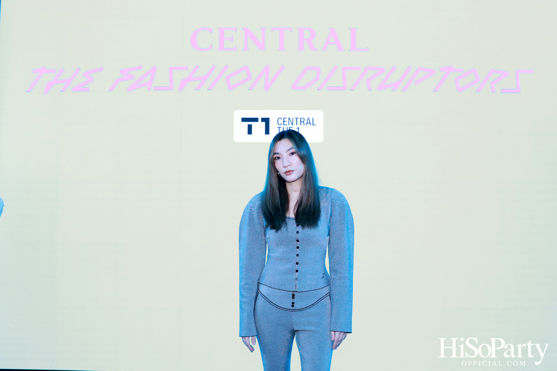 Central The Fashion Disruptors 2025 รวมพลัง 16 แบรนด์ออนไลน์ไทย สู่แฟชั่นโชว์ยิ่งใหญ่บนรันเวย์