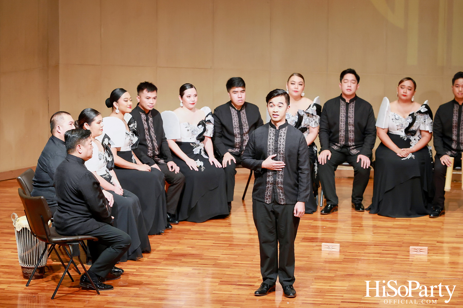 ‘An Evening of Harmony’ ค่ำคืนแห่งเสียงประสานใจ โดย The Philippine Madrigal Singers ณ จุฬาลงกรณ์มหาวิทยาลัย
