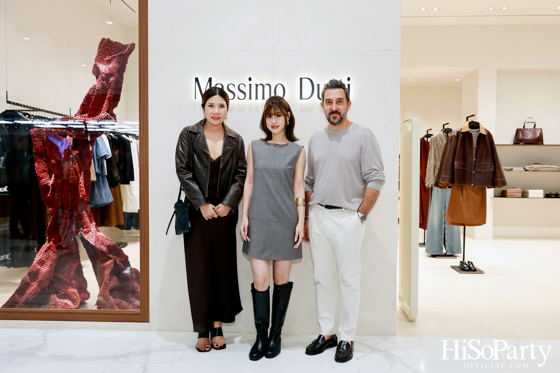 Massimo Dutti เปิดแฟลกชิพสโตร์โฉมใหม่ ณ ICONSIAM พร้อมเปิดตัวคอลเลกชันล่าสุดและนิทรรศการศิลป์จาก PHKA Studio