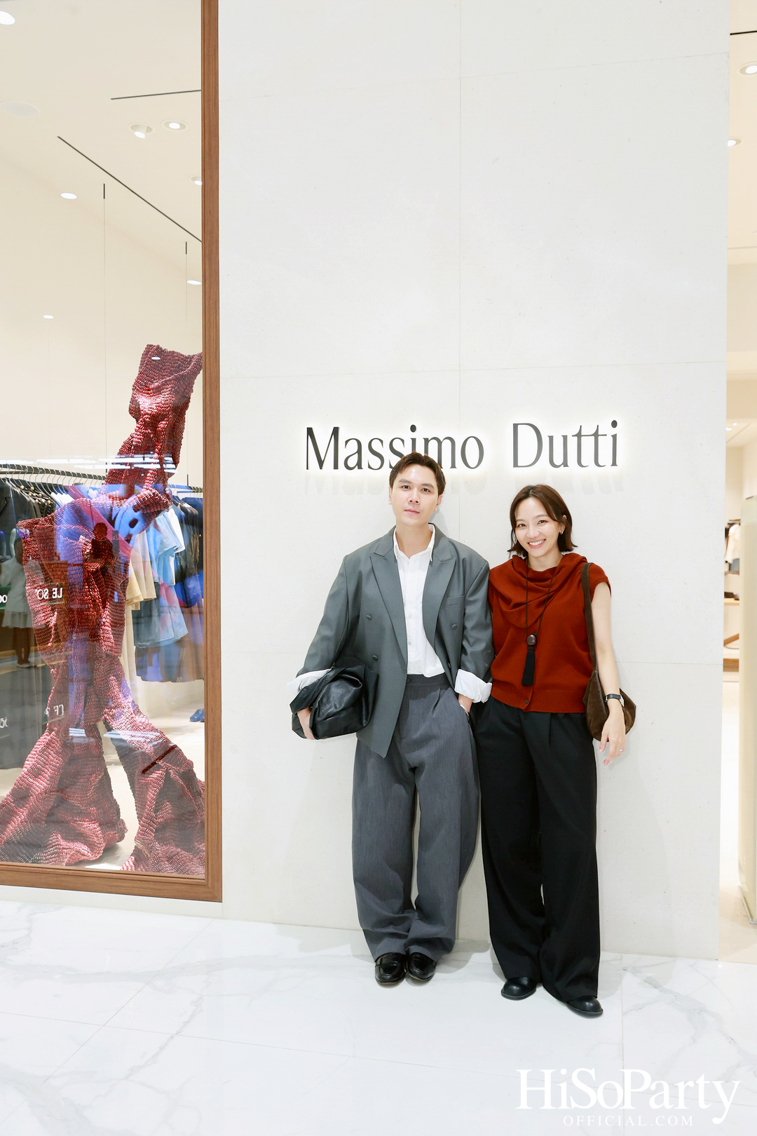 Massimo Dutti เปิดแฟลกชิพสโตร์โฉมใหม่ ณ ICONSIAM พร้อมเปิดตัวคอลเลกชันล่าสุดและนิทรรศการศิลป์จาก PHKA Studio