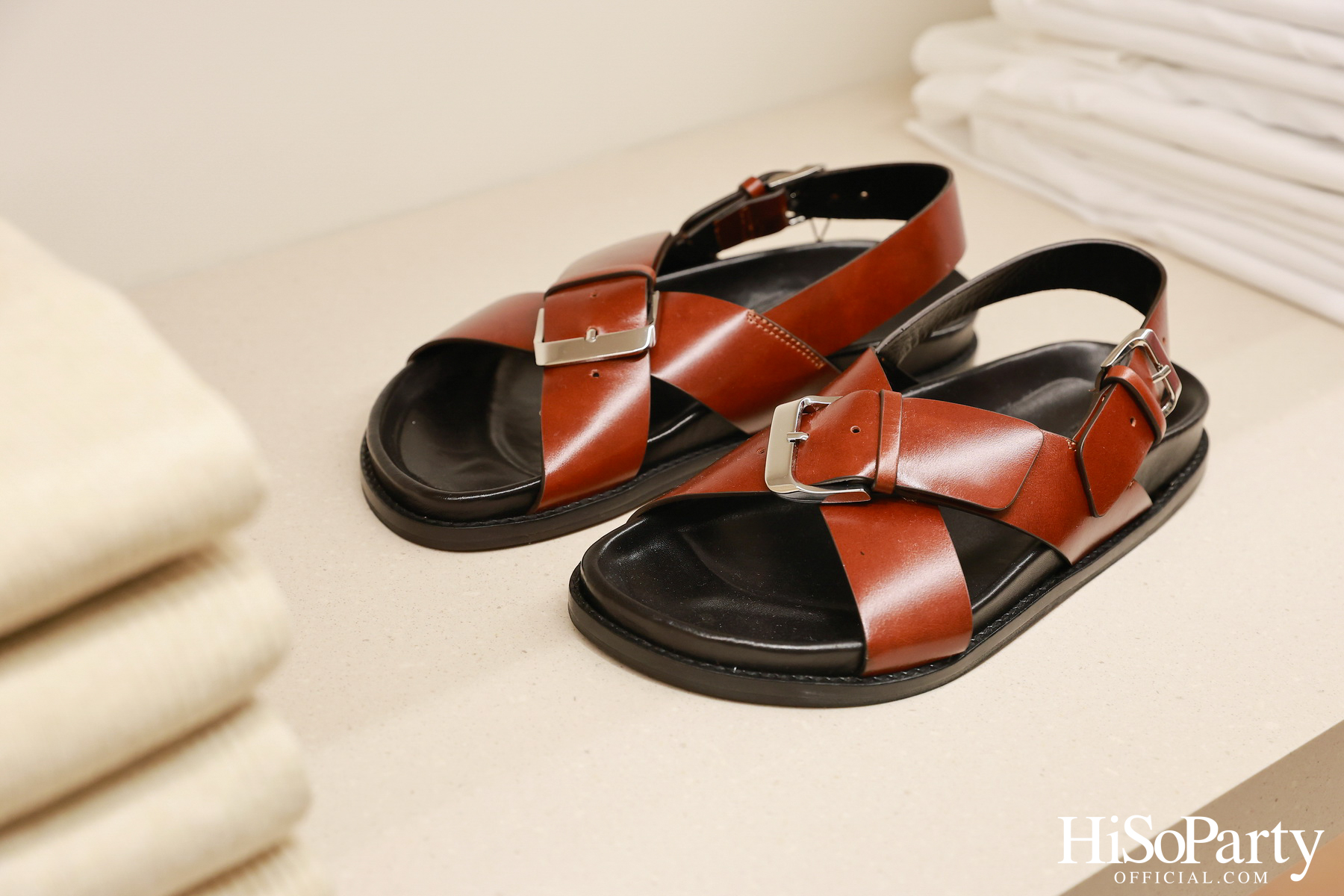 Massimo Dutti เปิดแฟลกชิพสโตร์โฉมใหม่ ณ ICONSIAM พร้อมเปิดตัวคอลเลกชันล่าสุดและนิทรรศการศิลป์จาก PHKA Studio