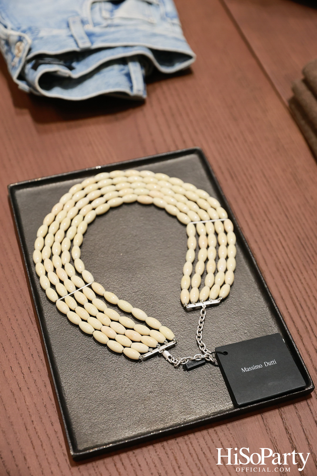 Massimo Dutti เปิดแฟลกชิพสโตร์โฉมใหม่ ณ ICONSIAM พร้อมเปิดตัวคอลเลกชันล่าสุดและนิทรรศการศิลป์จาก PHKA Studio