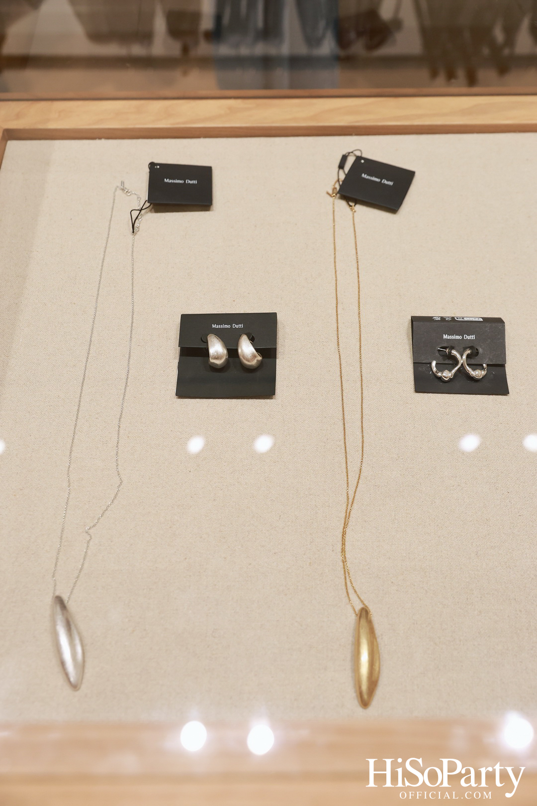 Massimo Dutti เปิดแฟลกชิพสโตร์โฉมใหม่ ณ ICONSIAM พร้อมเปิดตัวคอลเลกชันล่าสุดและนิทรรศการศิลป์จาก PHKA Studio