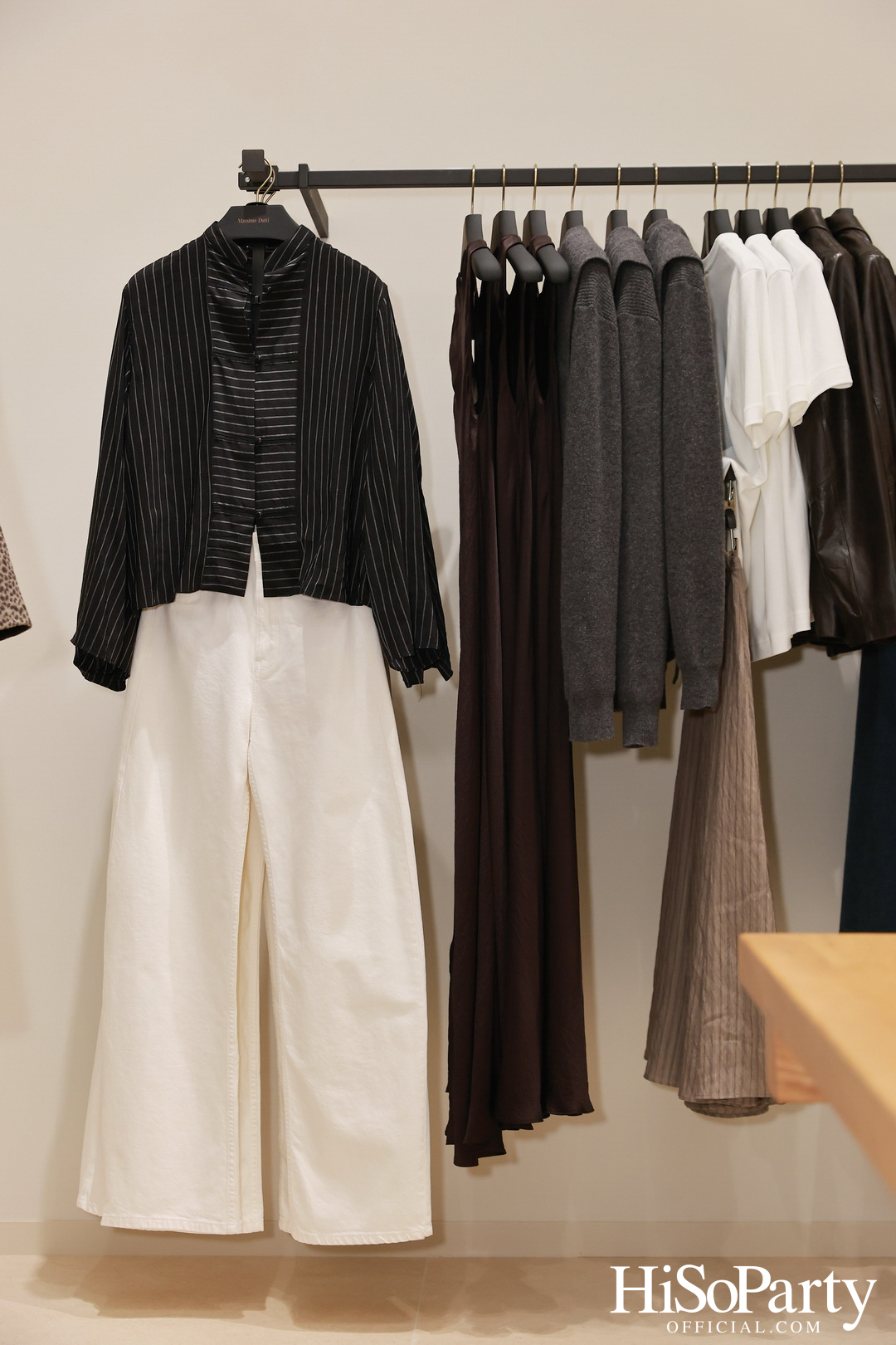 Massimo Dutti เปิดแฟลกชิพสโตร์โฉมใหม่ ณ ICONSIAM พร้อมเปิดตัวคอลเลกชันล่าสุดและนิทรรศการศิลป์จาก PHKA Studio