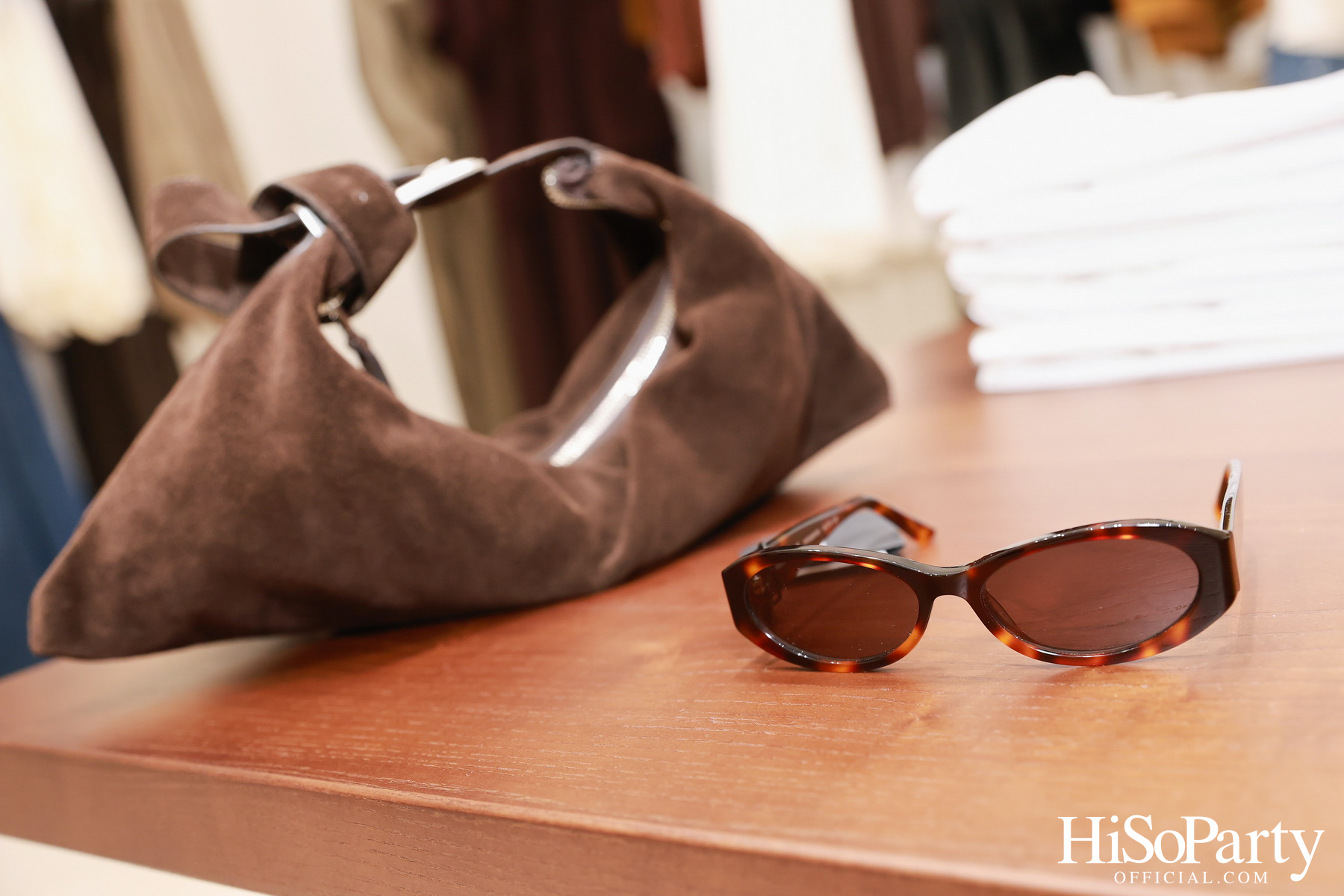 Massimo Dutti เปิดแฟลกชิพสโตร์โฉมใหม่ ณ ICONSIAM พร้อมเปิดตัวคอลเลกชันล่าสุดและนิทรรศการศิลป์จาก PHKA Studio