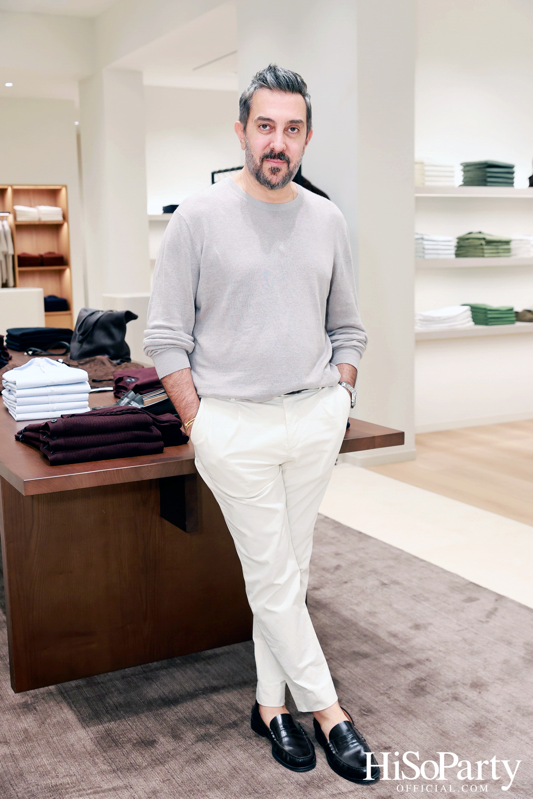 Massimo Dutti เปิดแฟลกชิพสโตร์โฉมใหม่ ณ ICONSIAM พร้อมเปิดตัวคอลเลกชันล่าสุดและนิทรรศการศิลป์จาก PHKA Studio