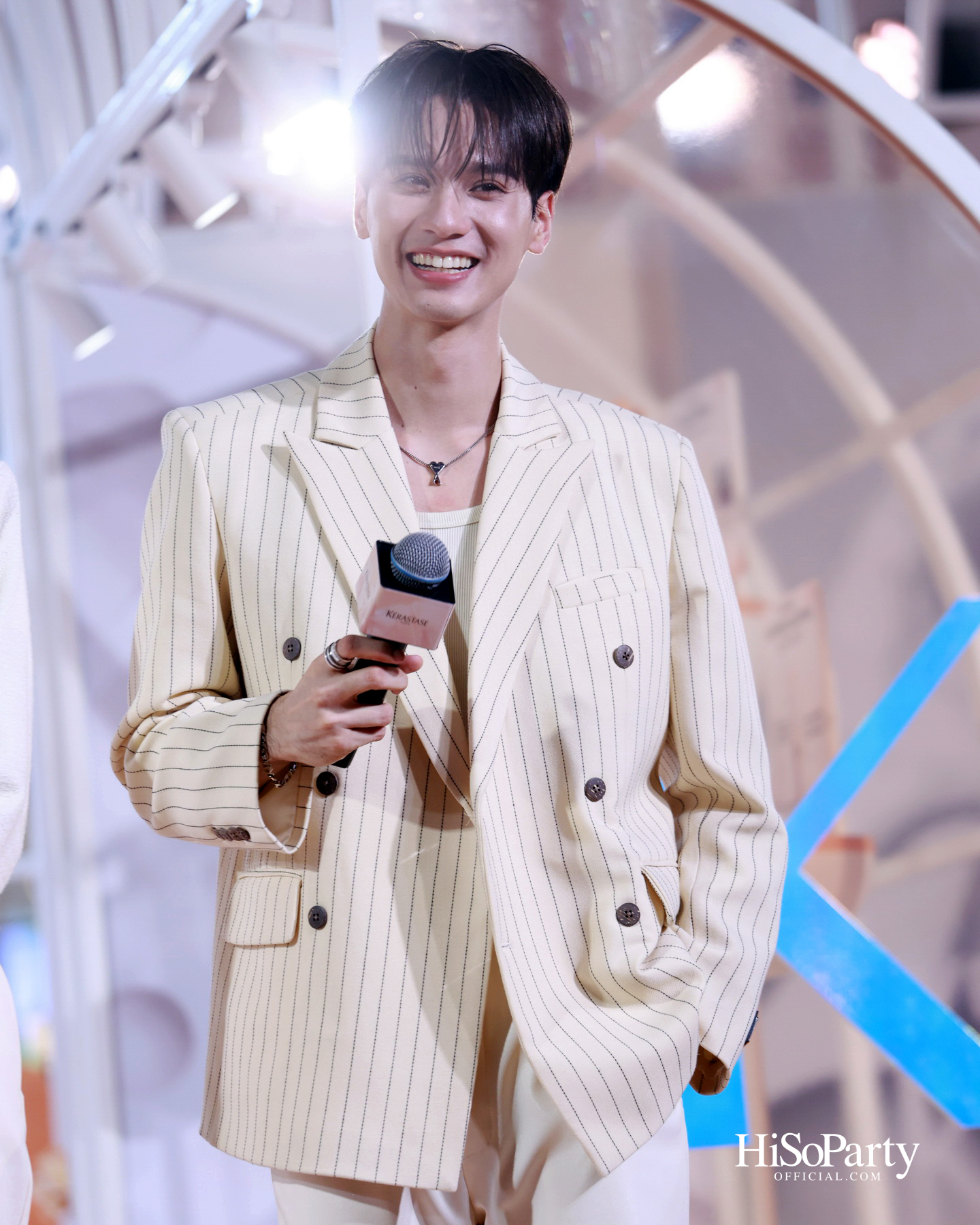 Kérastase เปิดตัว ‘Gloss Absolu’ คอลเลกชันใหม่ ครั้งแรก! กับเทคโนโลยี Hydra-Glazing เพื่อผมเงางามระดับโอตกูตูร์